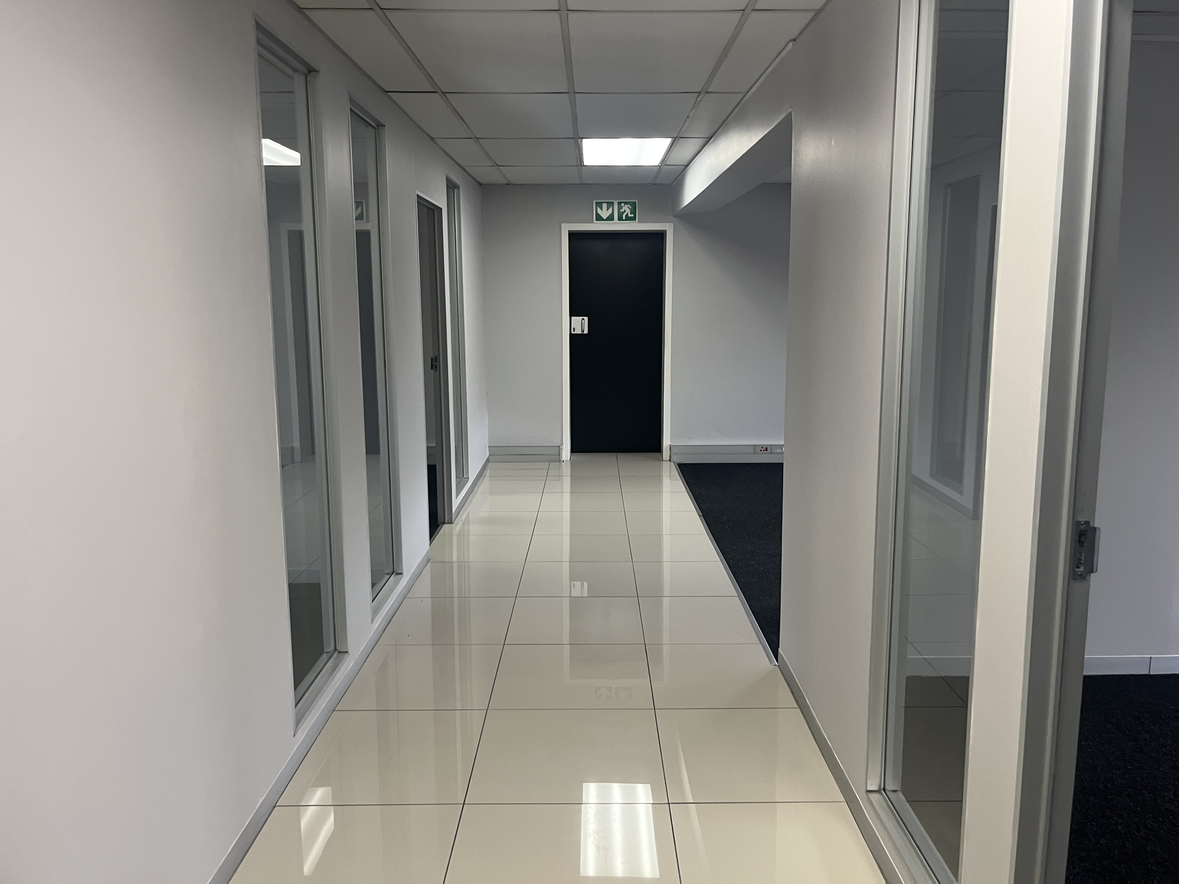 235m² Office Space to rent at Hurlingham Office Park in Hurlingham