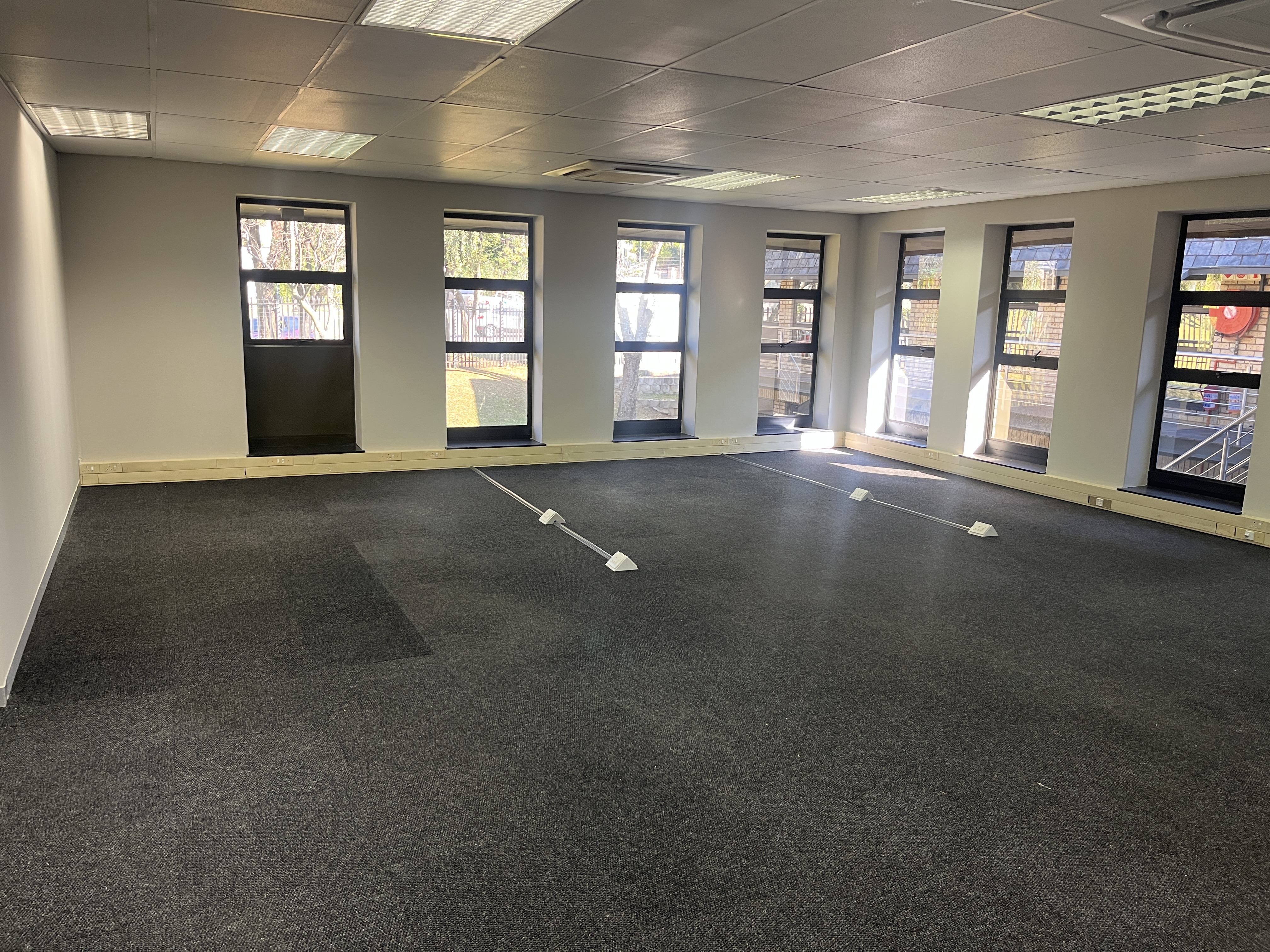 163m² Office Space to rent at Hurlingham Office Park in Hurlingham