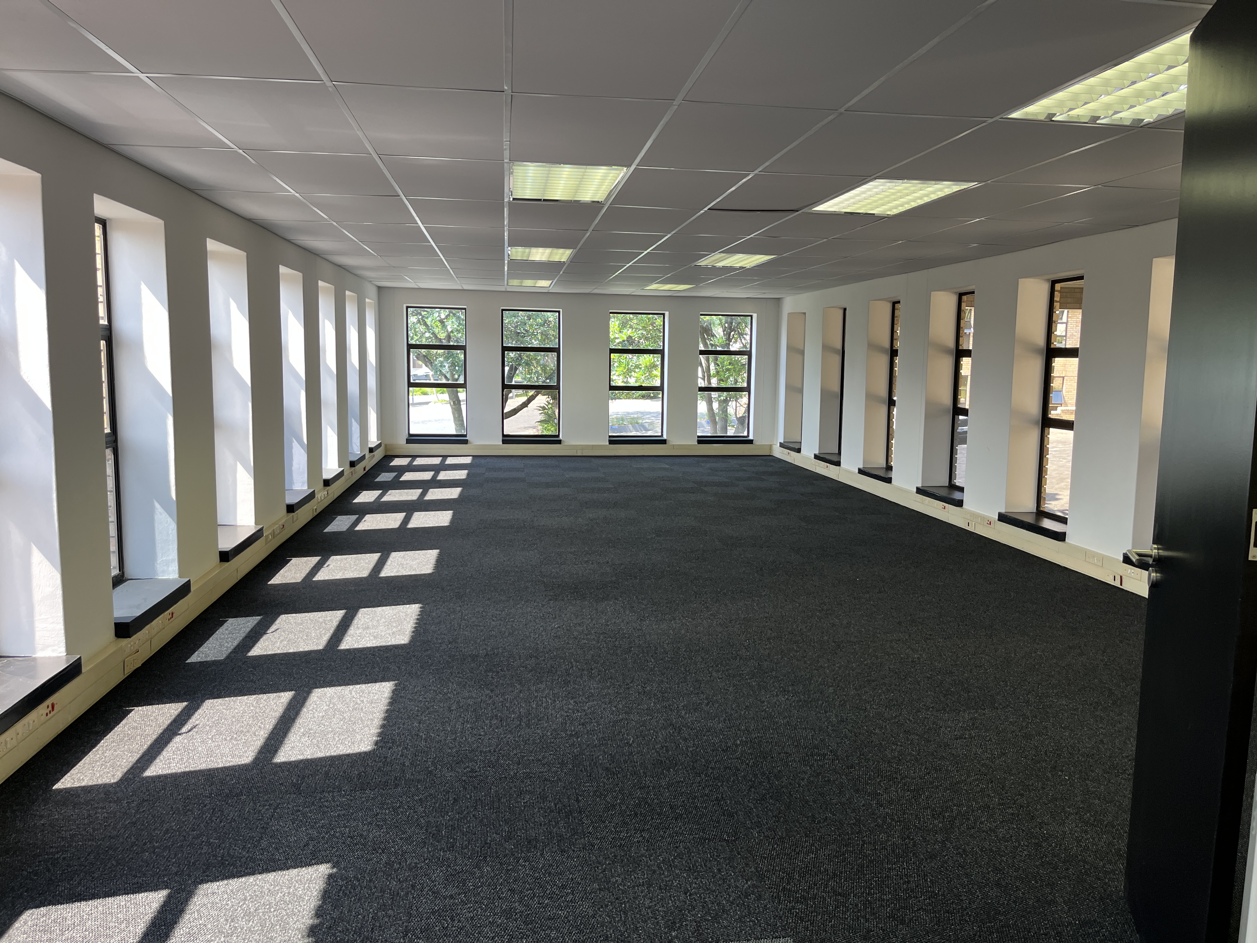 277m² Office Space to rent at Hurlingham Office Park in Hurlingham