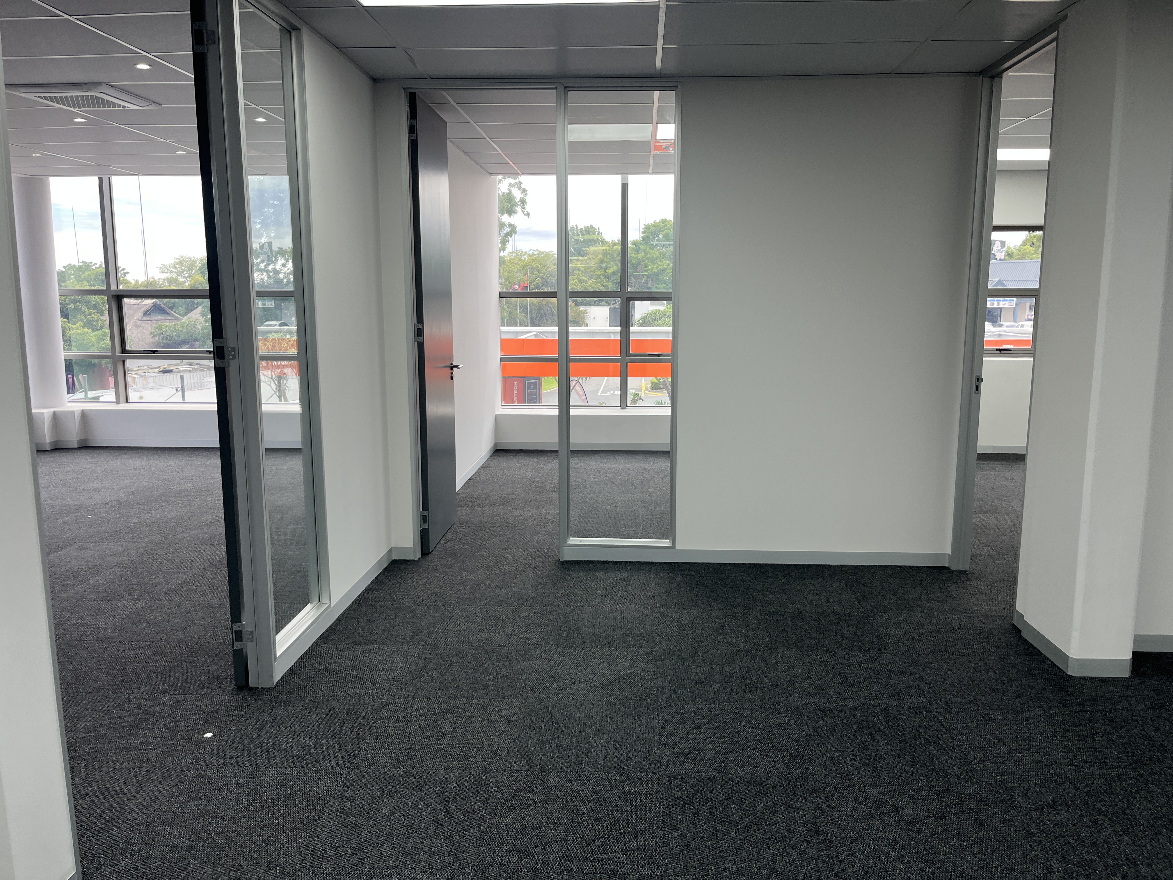260m² Office Space to rent at Infinity Office Park Fourways in Dainfern