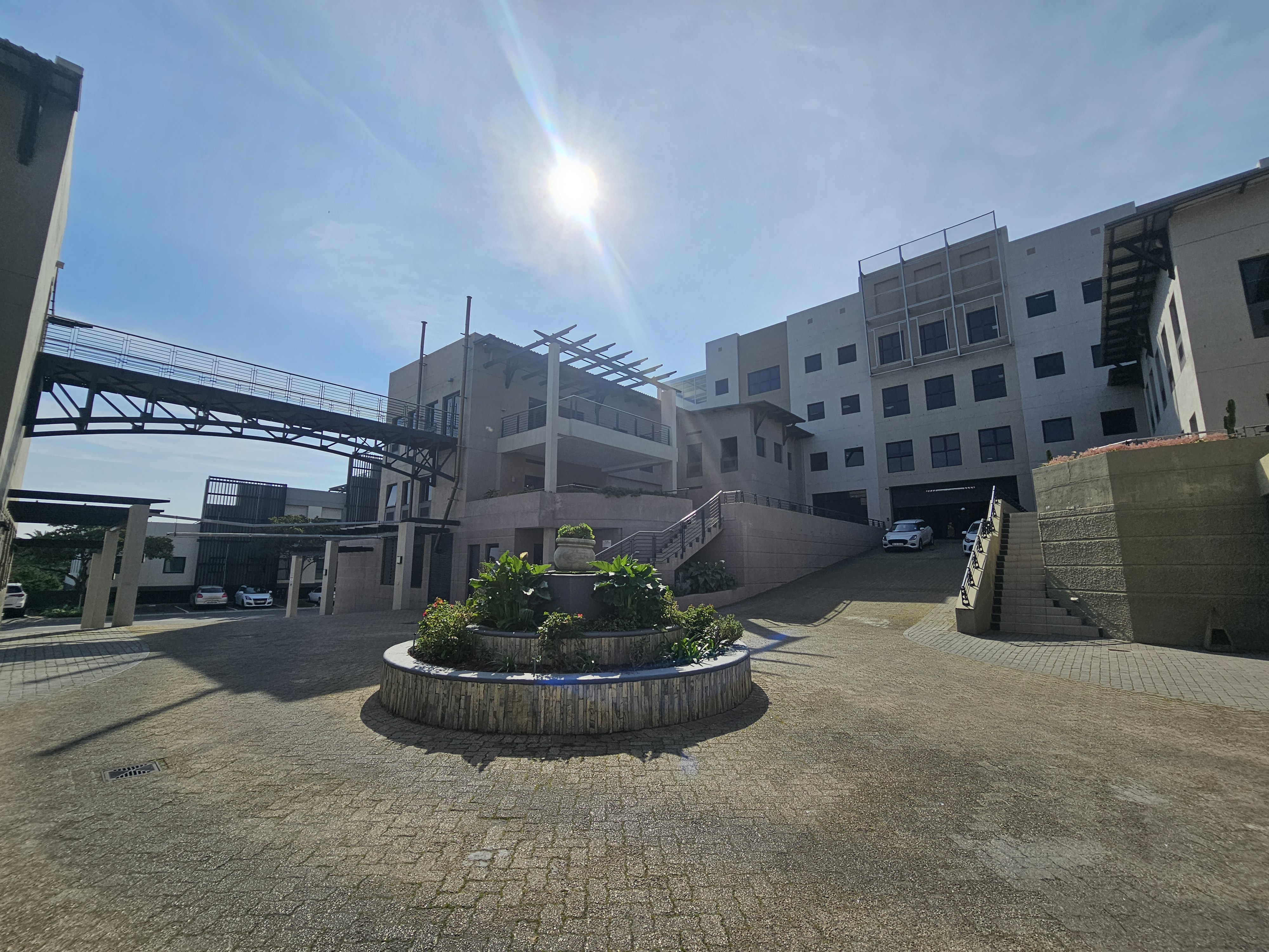 222m² Office Space to rent at Knowledge Park 3 in Century City