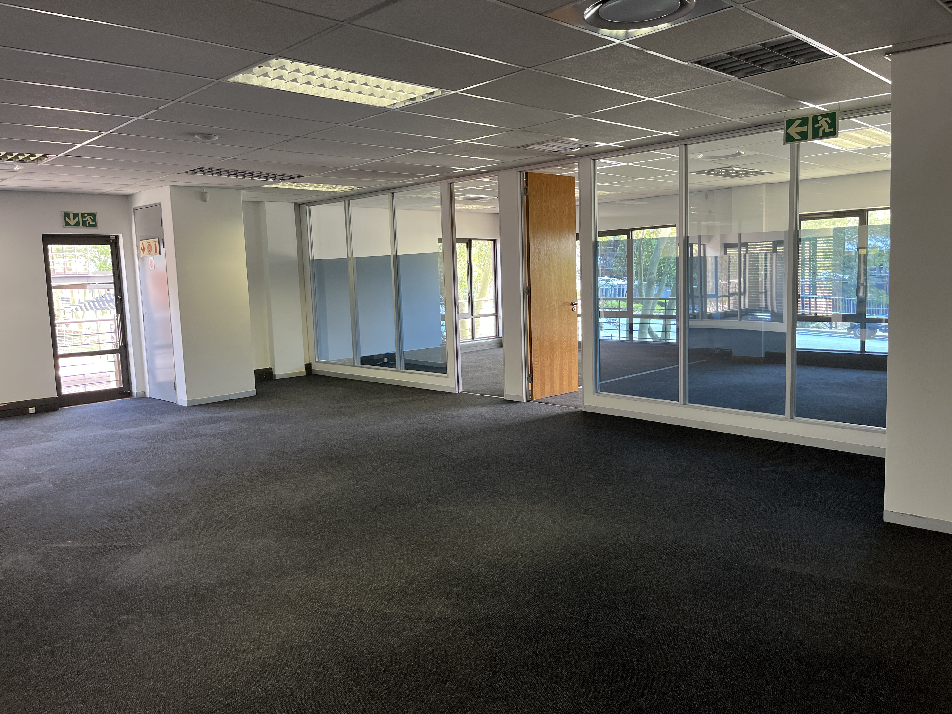 Office Space to rent at Little Fourways Office Park in Magaliessig