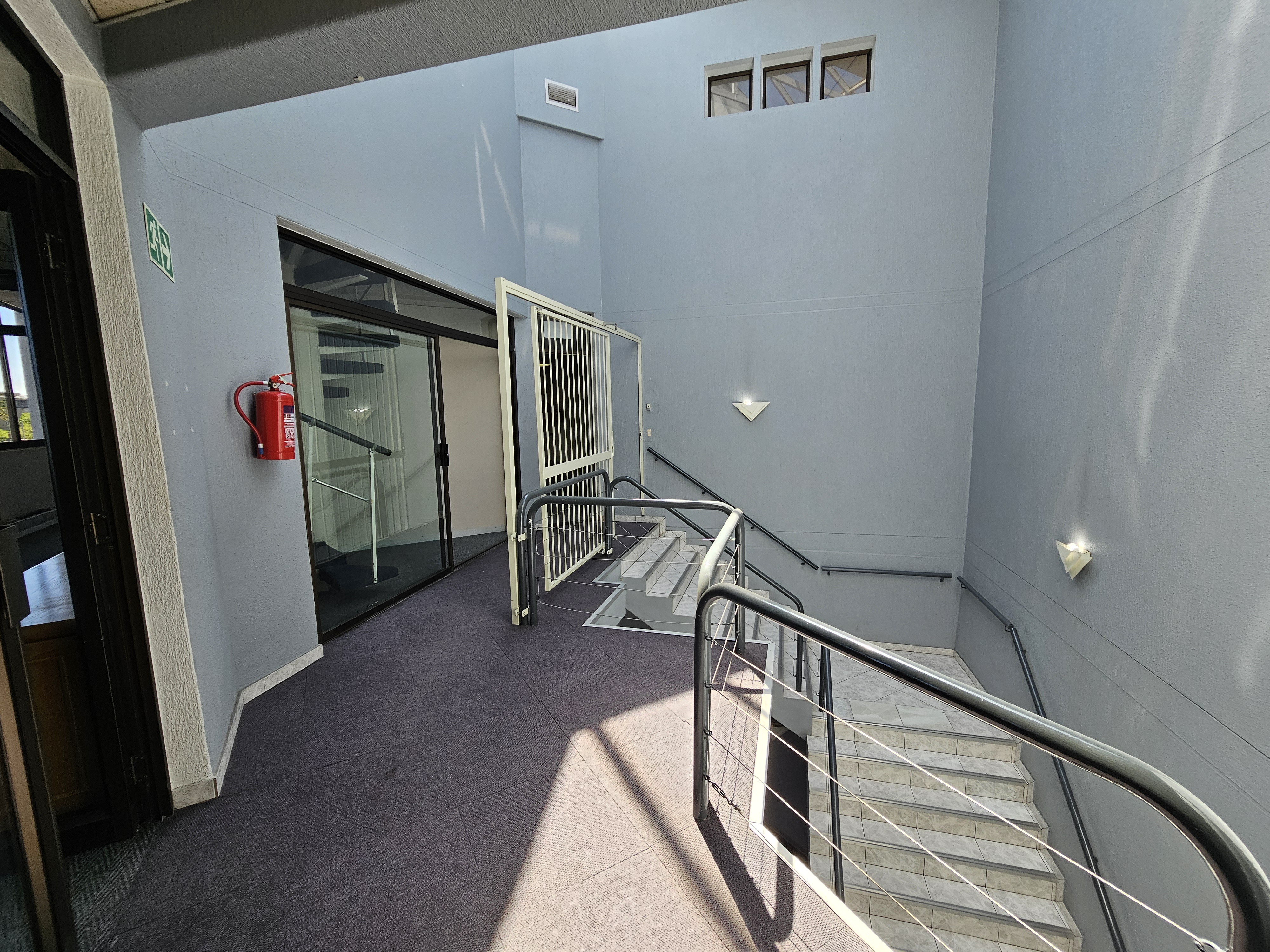 604m² Office Space to rent at Omni Park in Bo Oakdale