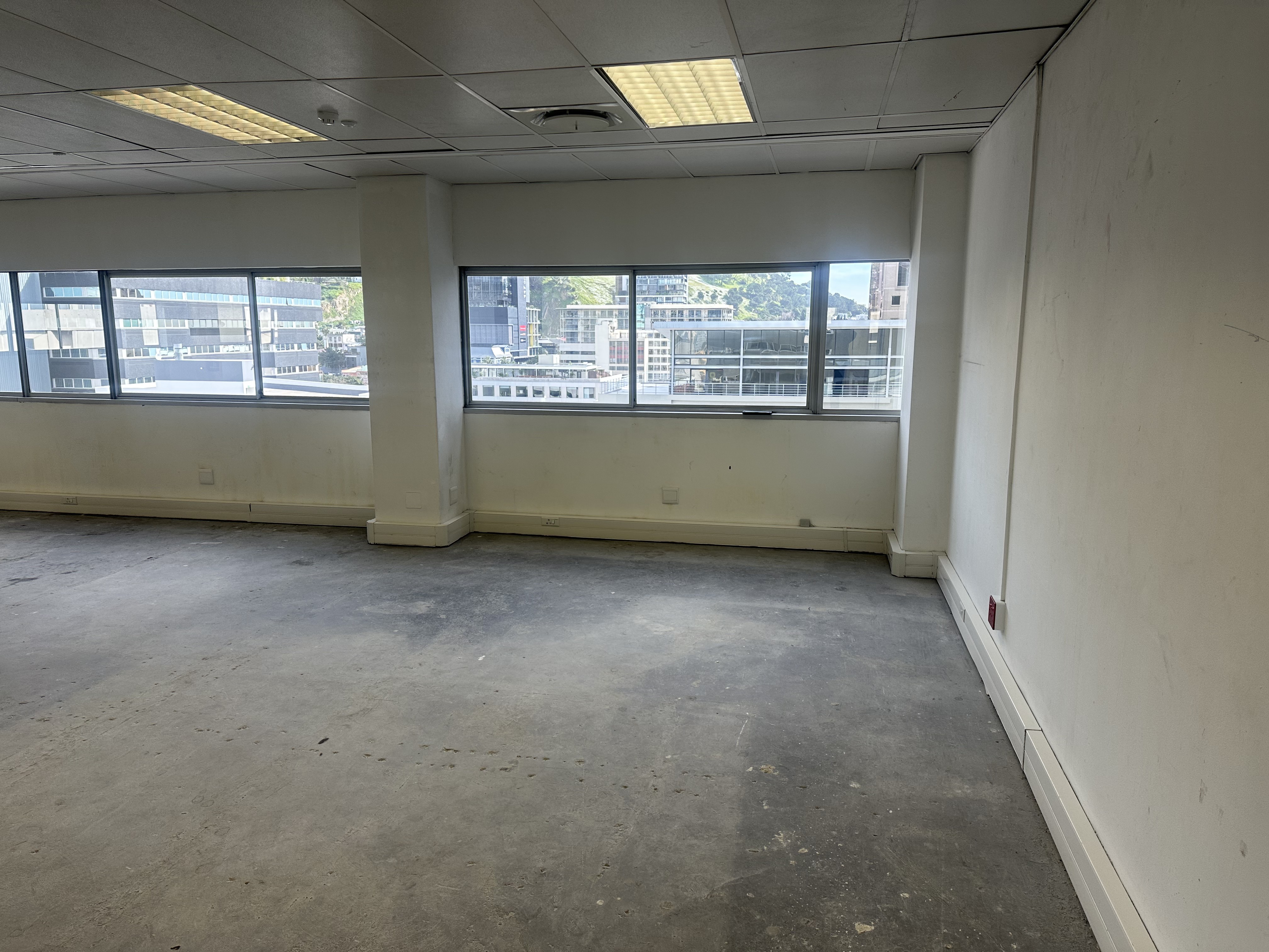 1 415m² Office Space to rent at 14 Long Street in Cape Town CBD