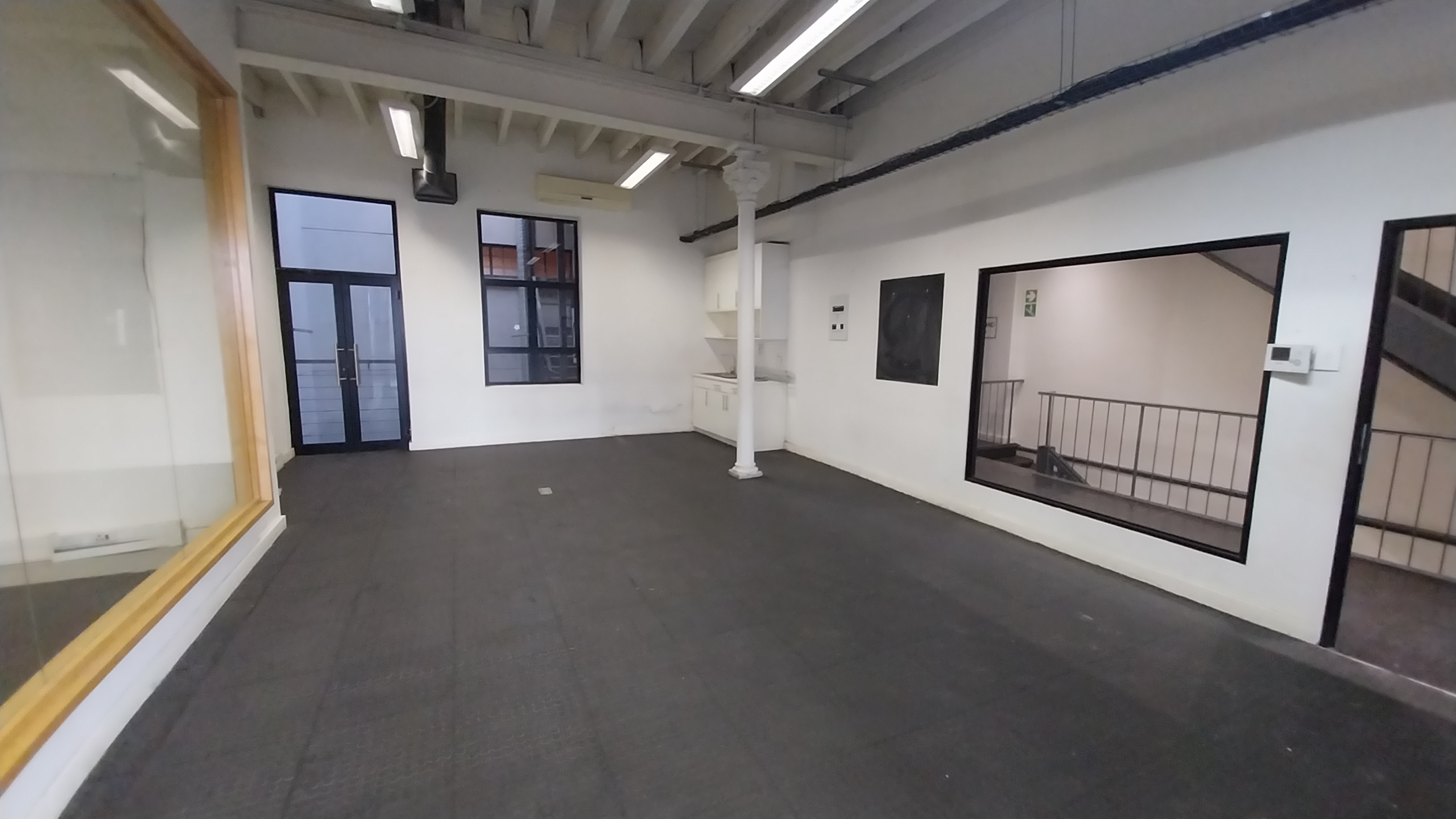 146m² Office Space to rent at 32 St Georges Mall in Cape Town CBD