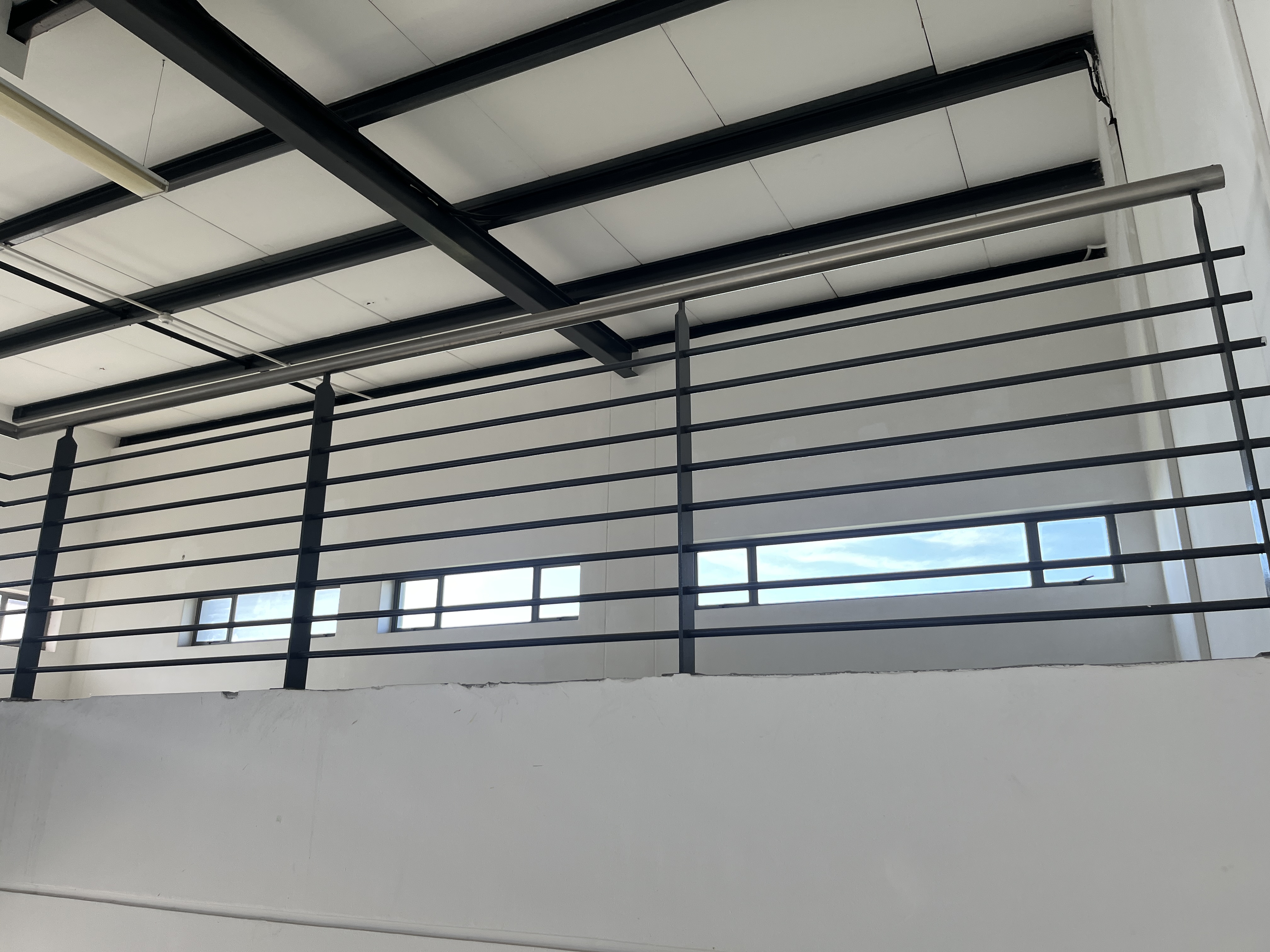 235m² Retail Shops to rent at Cross Place in Bryanston