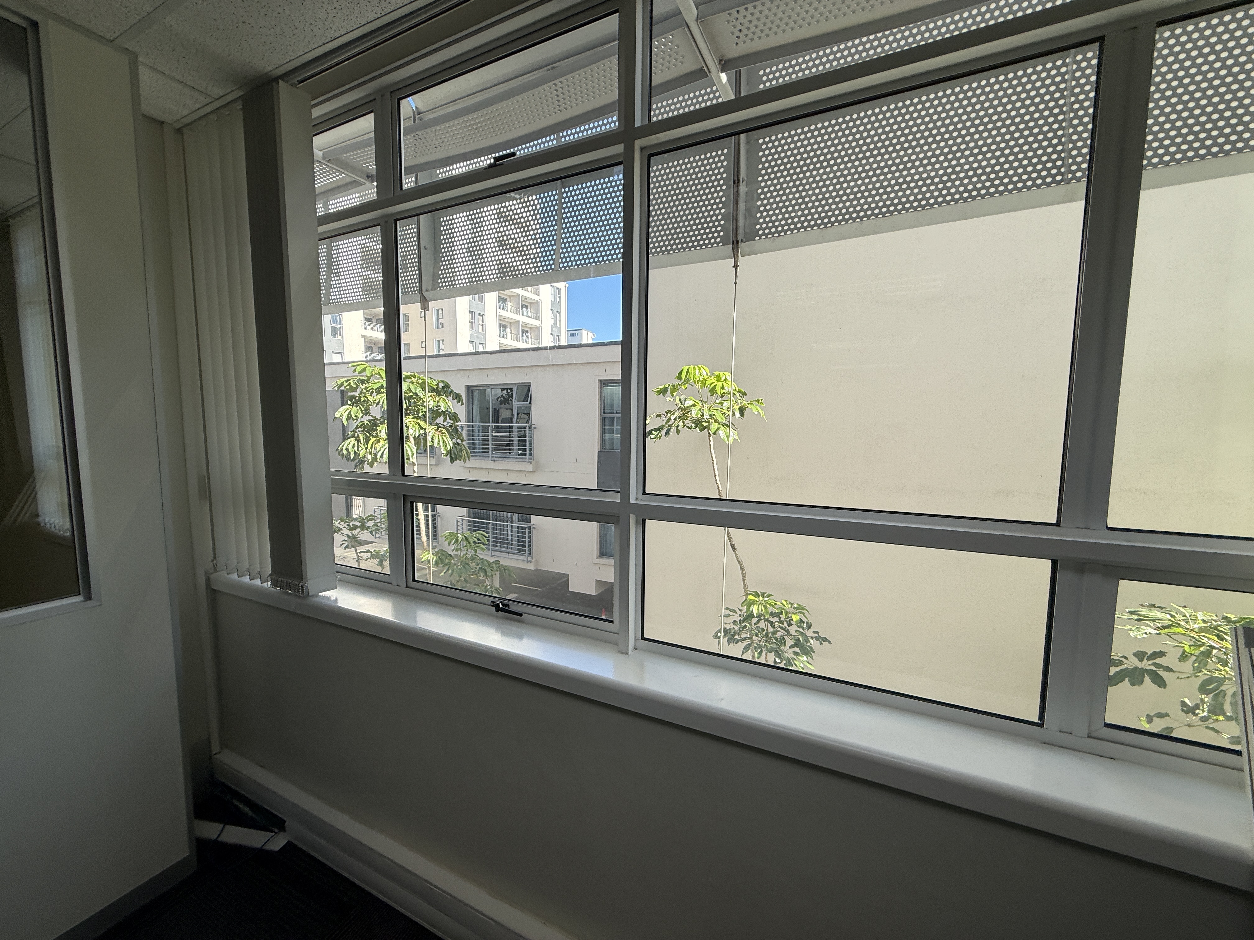 303m² Office Space to rent at Grove Exchange in Claremont