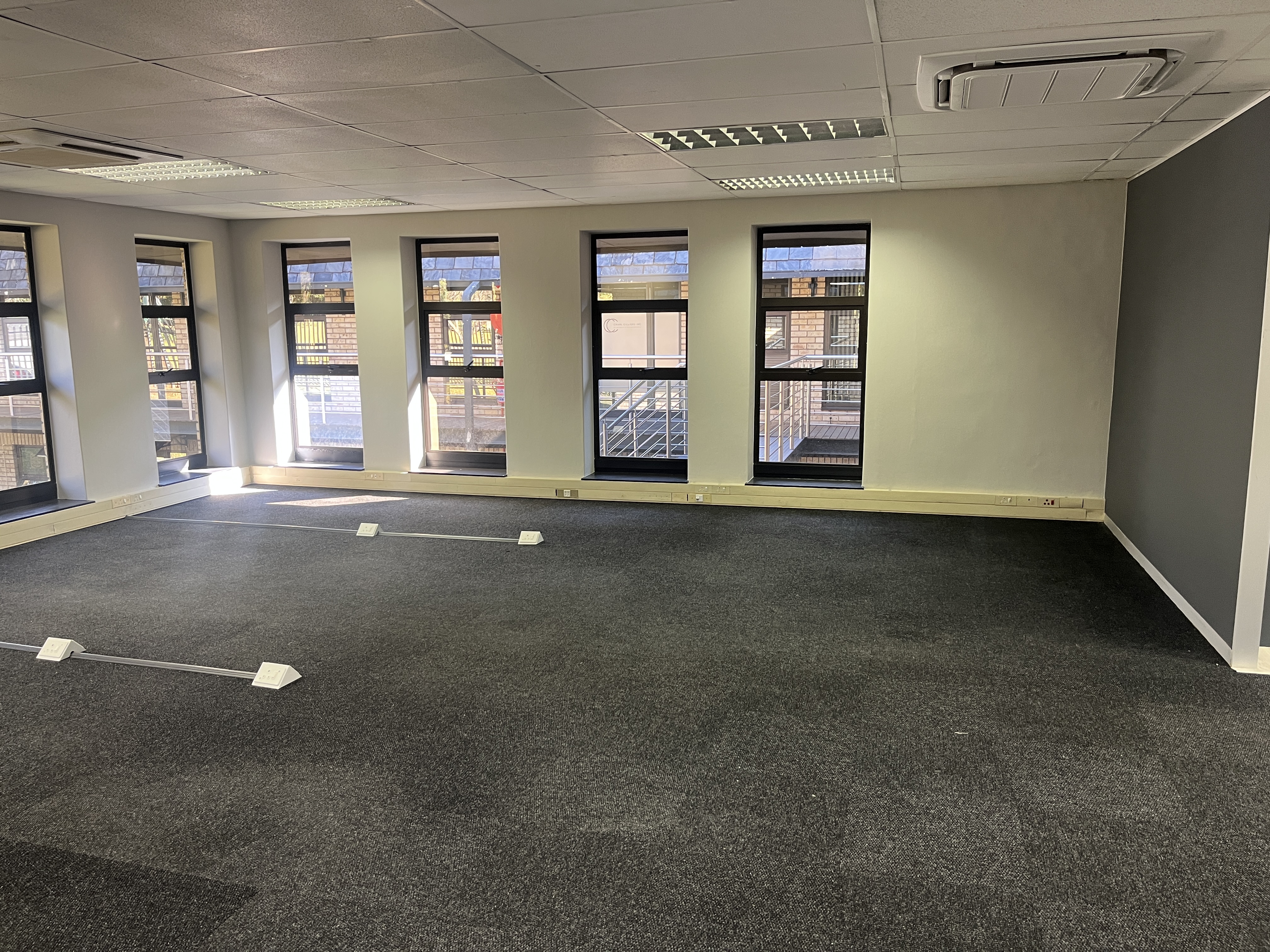 163m² Office Space to rent at Hurlingham Office Park in Hurlingham