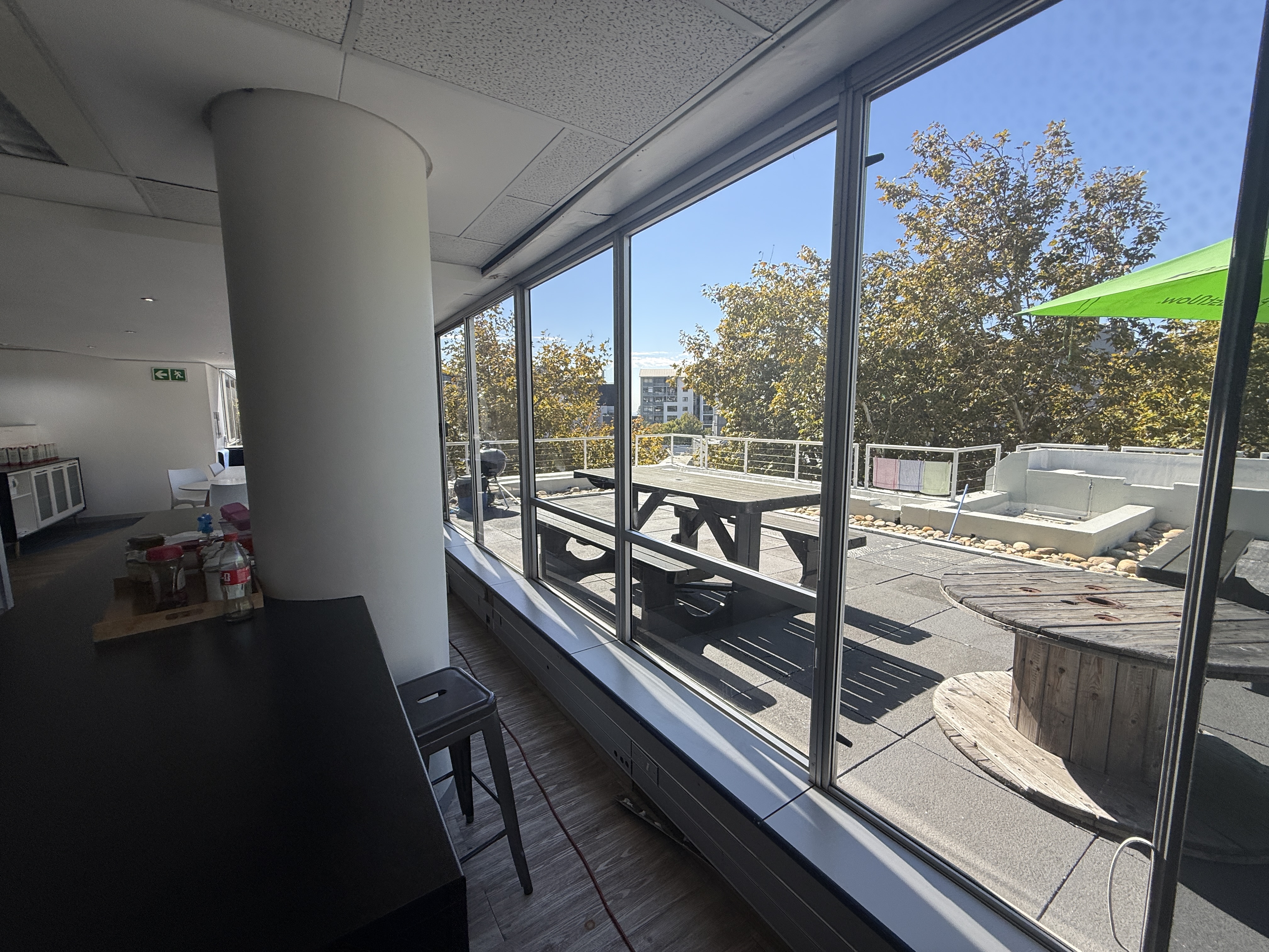 653m² Office Space to rent at Sunclare in Claremont