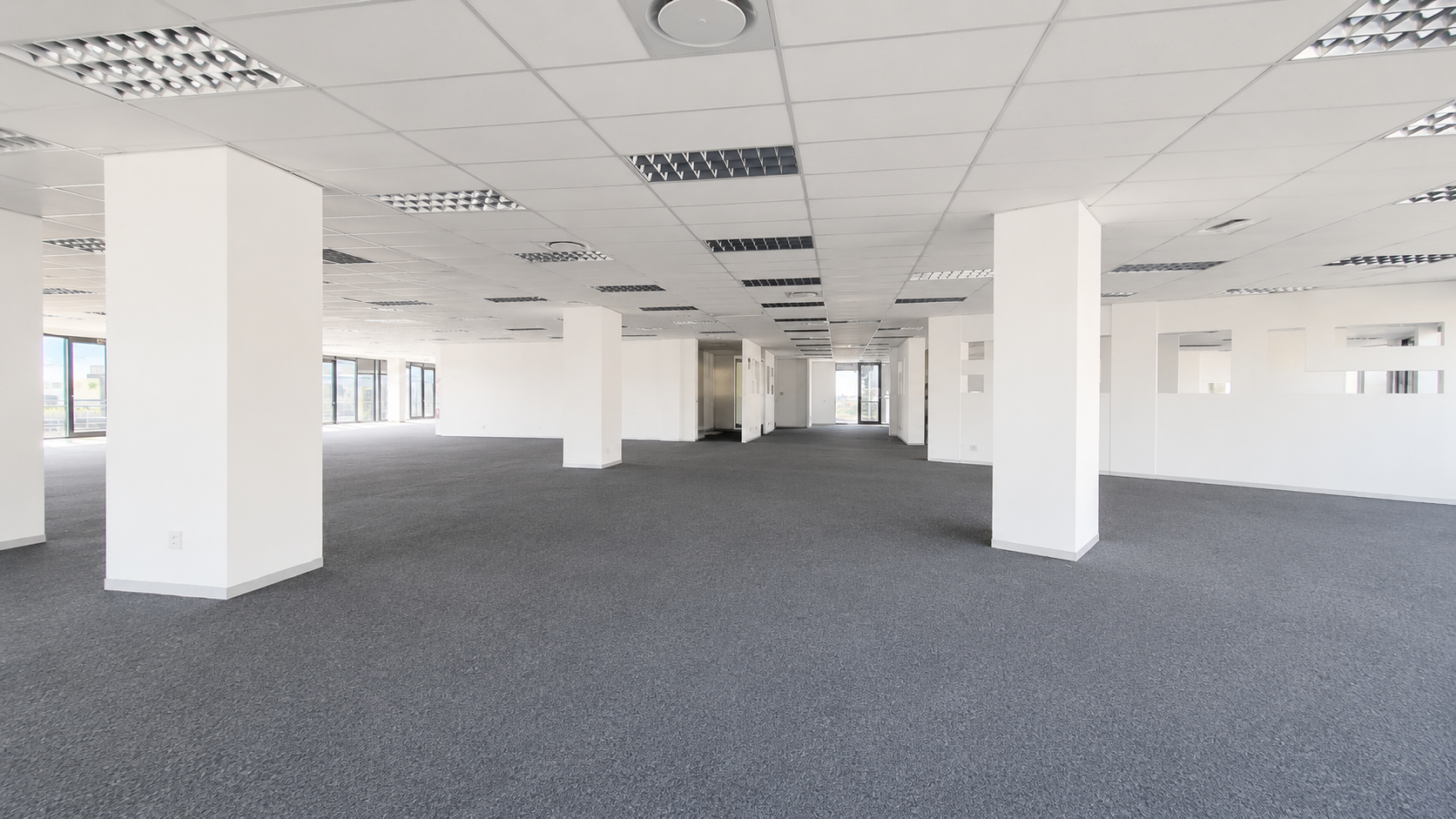 5 141m² Office Space to rent at The Boulevard Office Park in Woodstock