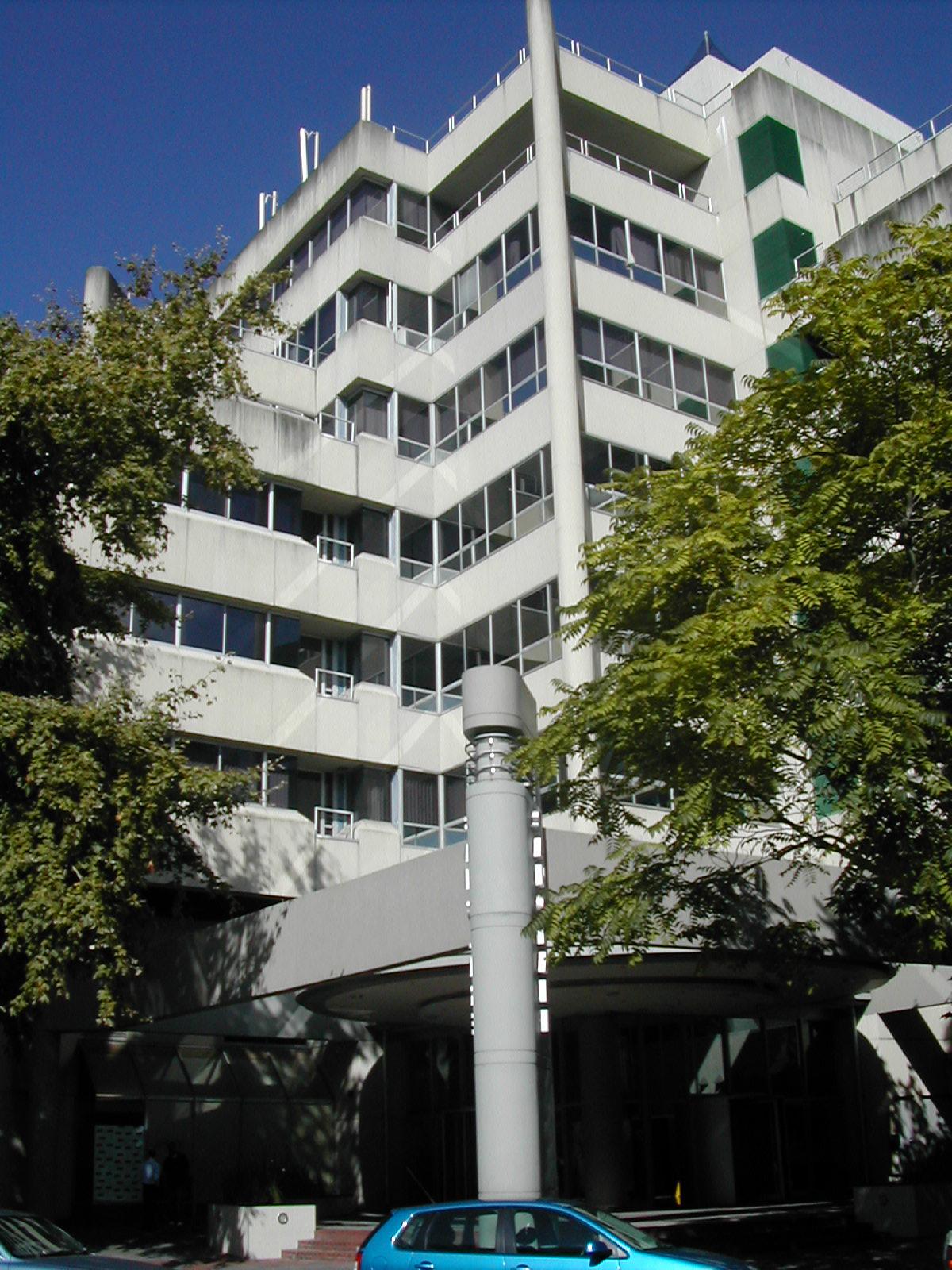 Office Space to rent at Sunclare in Claremont