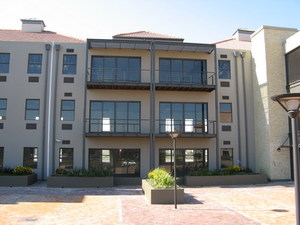 202m² Office Space to rent at The Estuaries in Century City