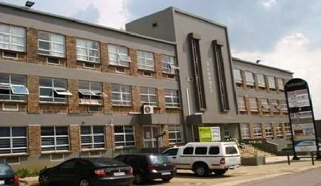 255m² Office Space to rent at 14 Kramer Road in Strathavon