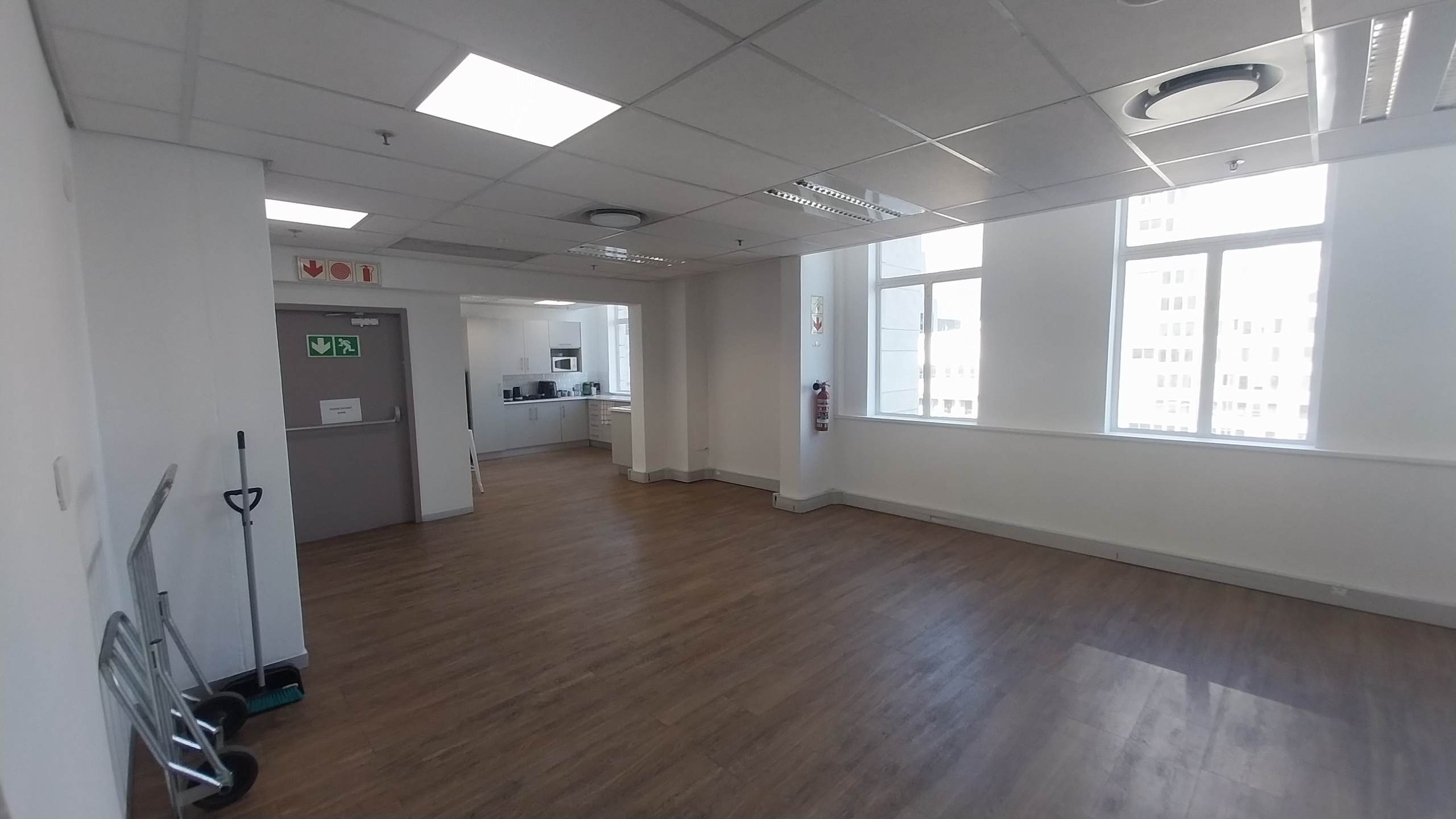 1 280m² Office Space to rent at 11 Adderley in Cape Town CBD