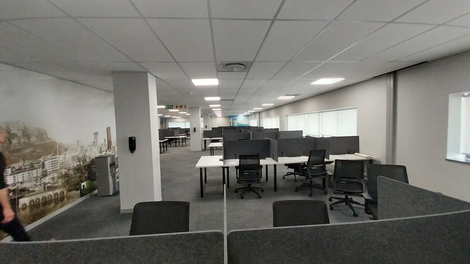 1 516m² Office Space to rent at 22 Long Street in Cape Town CBD
