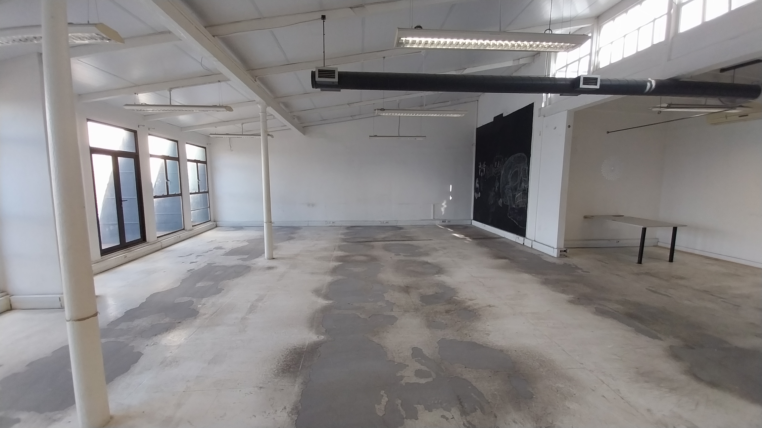195m² Office Space to rent at 32 St Georges Mall in Cape Town CBD