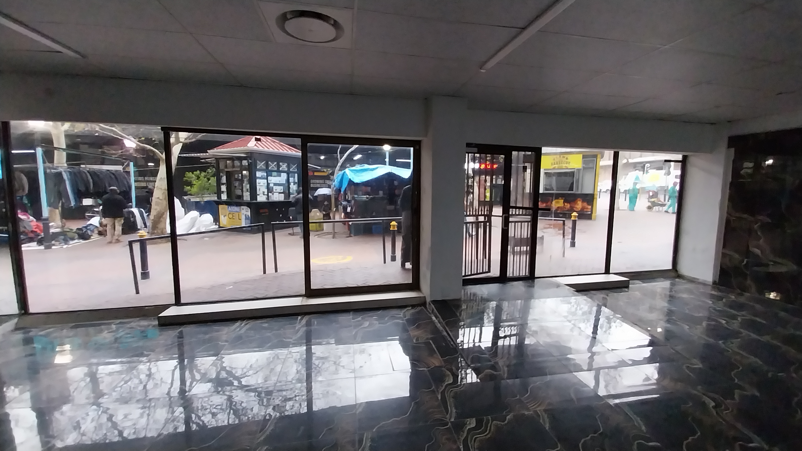 148m² Retail Shops to rent at 32 St Georges Mall in Cape Town CBD