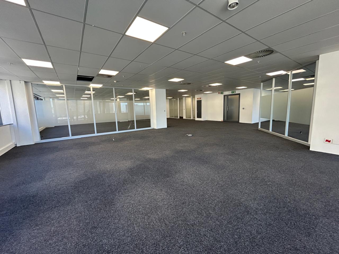 625m² Office Space to rent at 35 Lower Long Street in Cape Town CBD