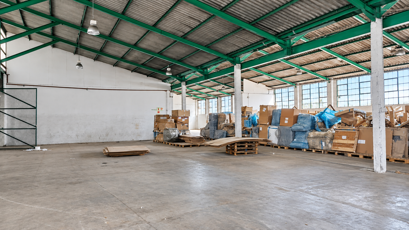 3 544m² Warehouse to rent at Cnr Gunners Circle and Cochrane Avenue in Epping Industrial