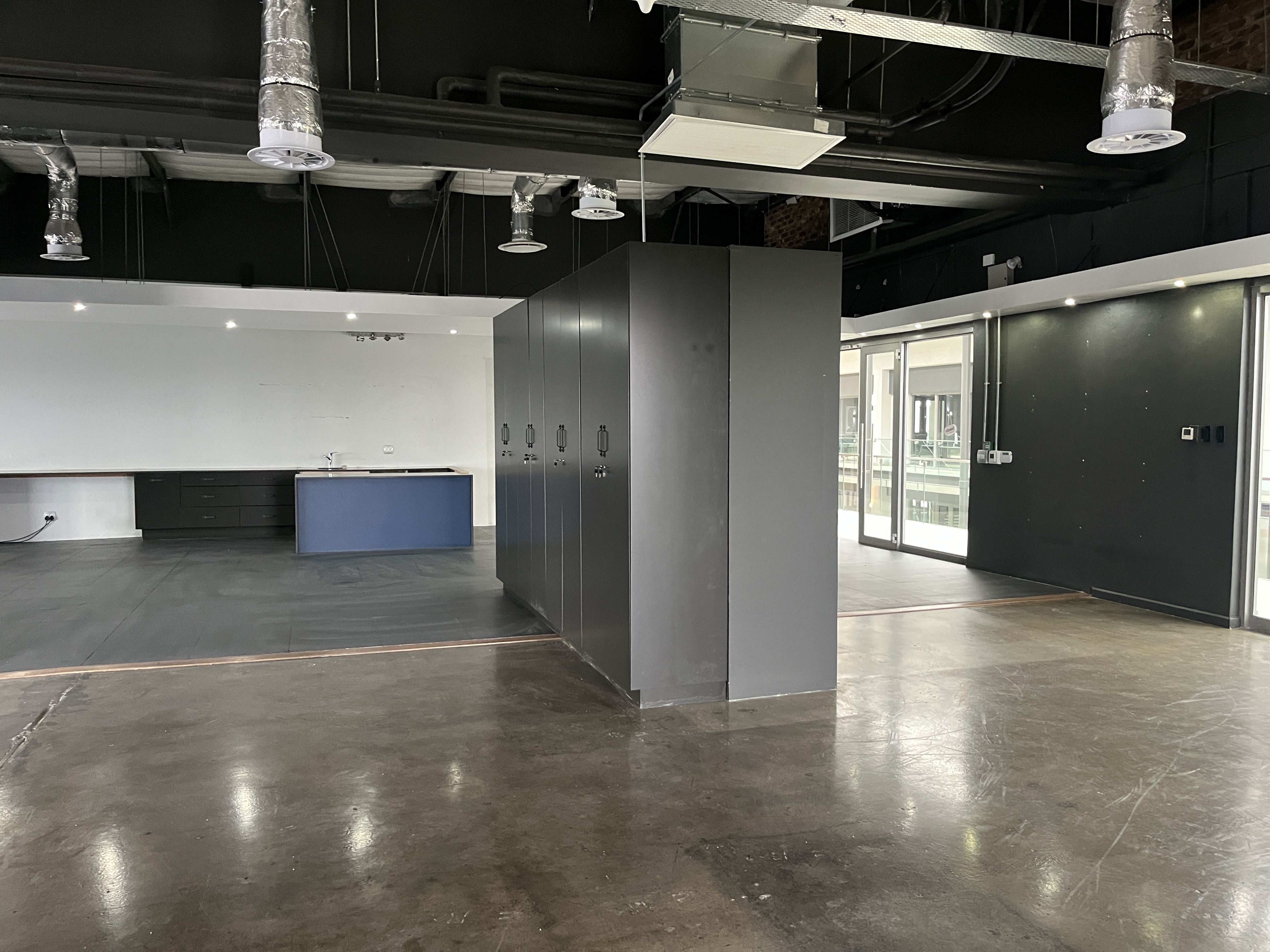 276m² Retail Shops to rent at Design Quarter Offices in Fourways