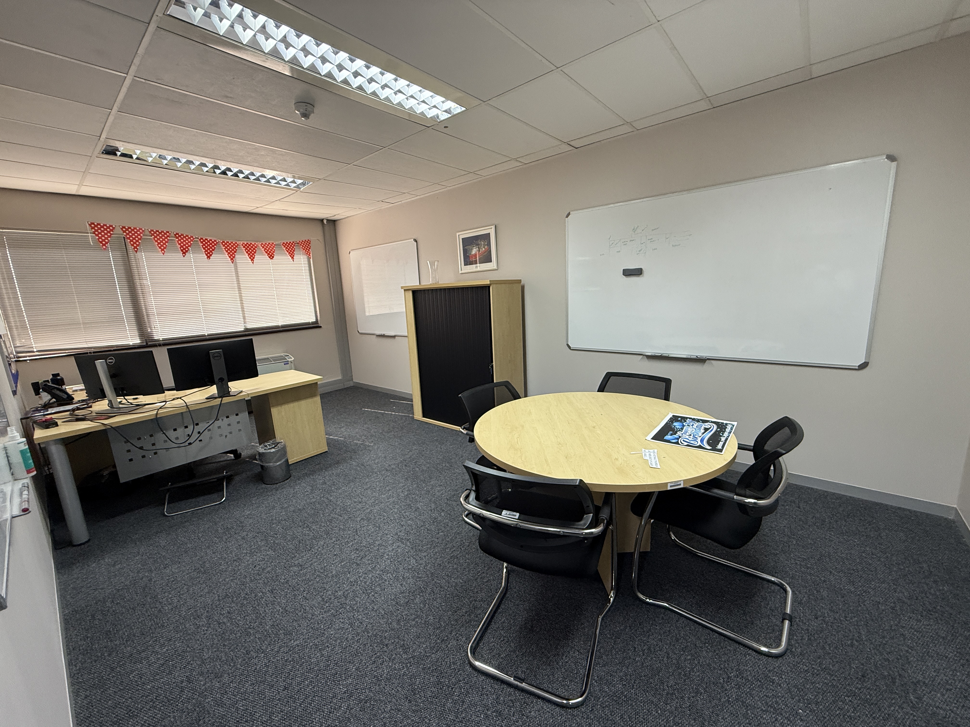 1 250m² Office Space to rent at Golf Park in Mowbray