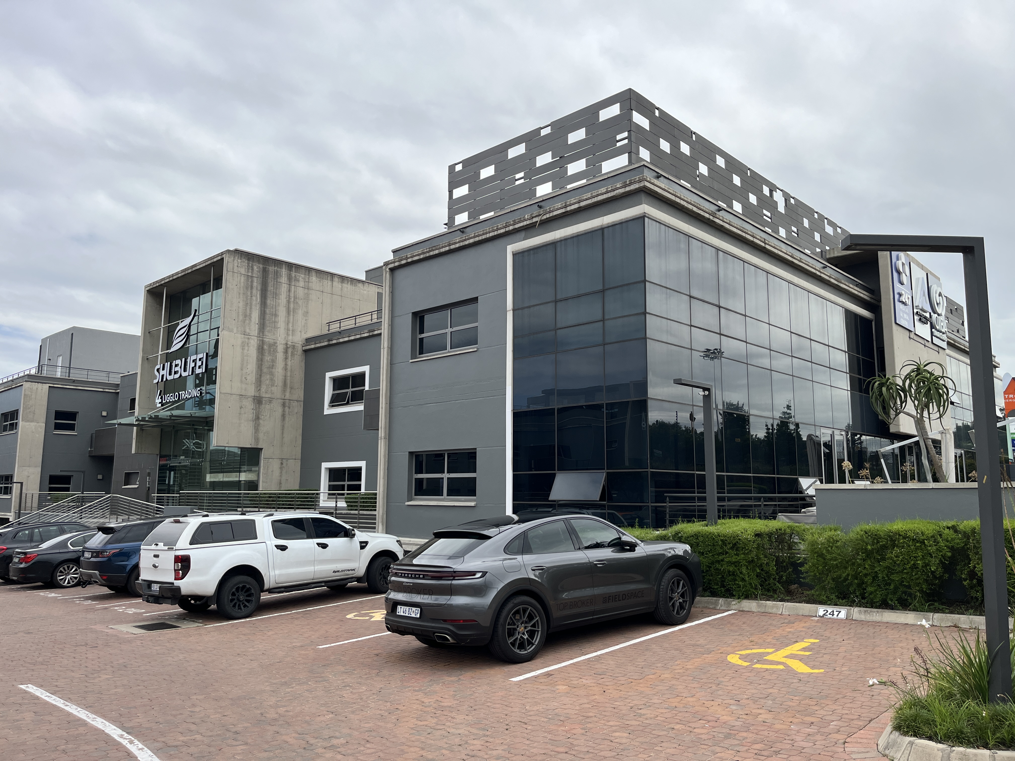 Office Space to rent at  in Dainfern