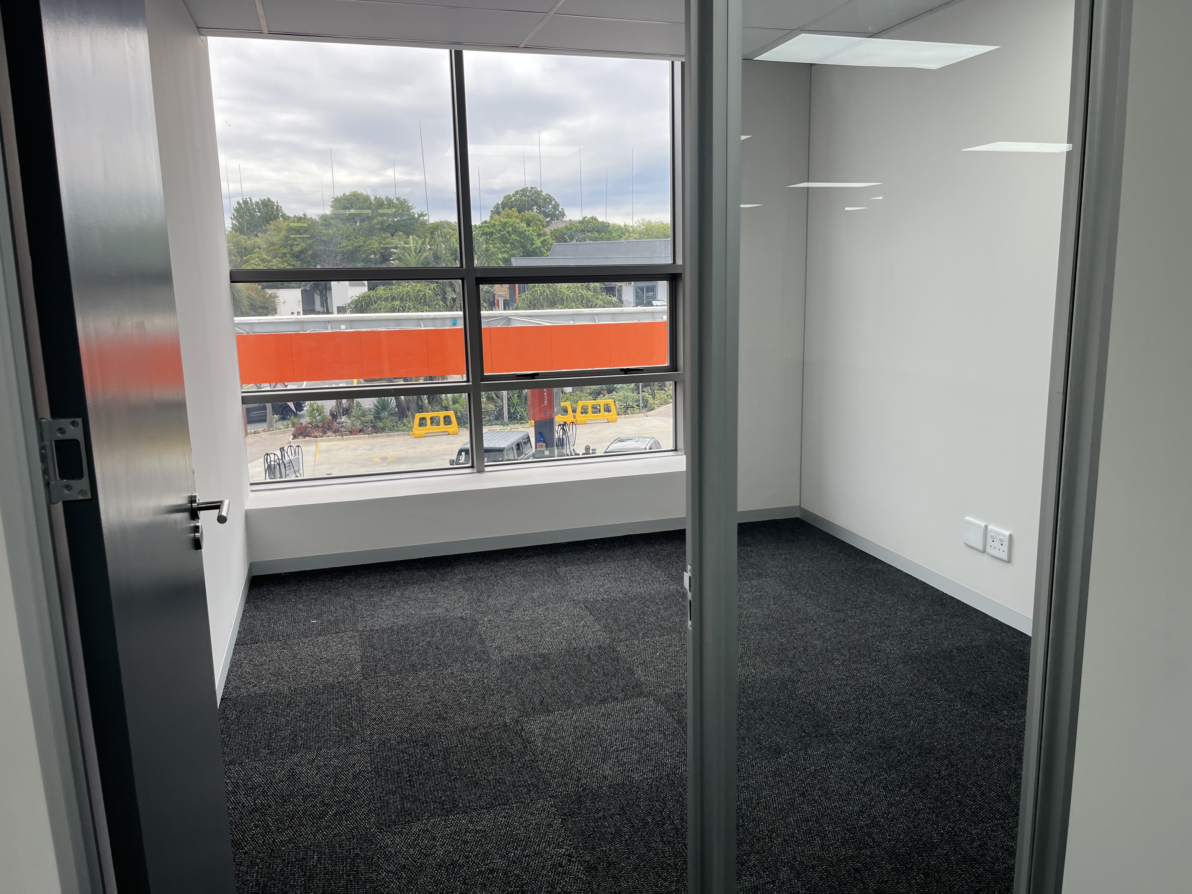 260m² Office Space to rent at Infinity Office Park Fourways in Dainfern