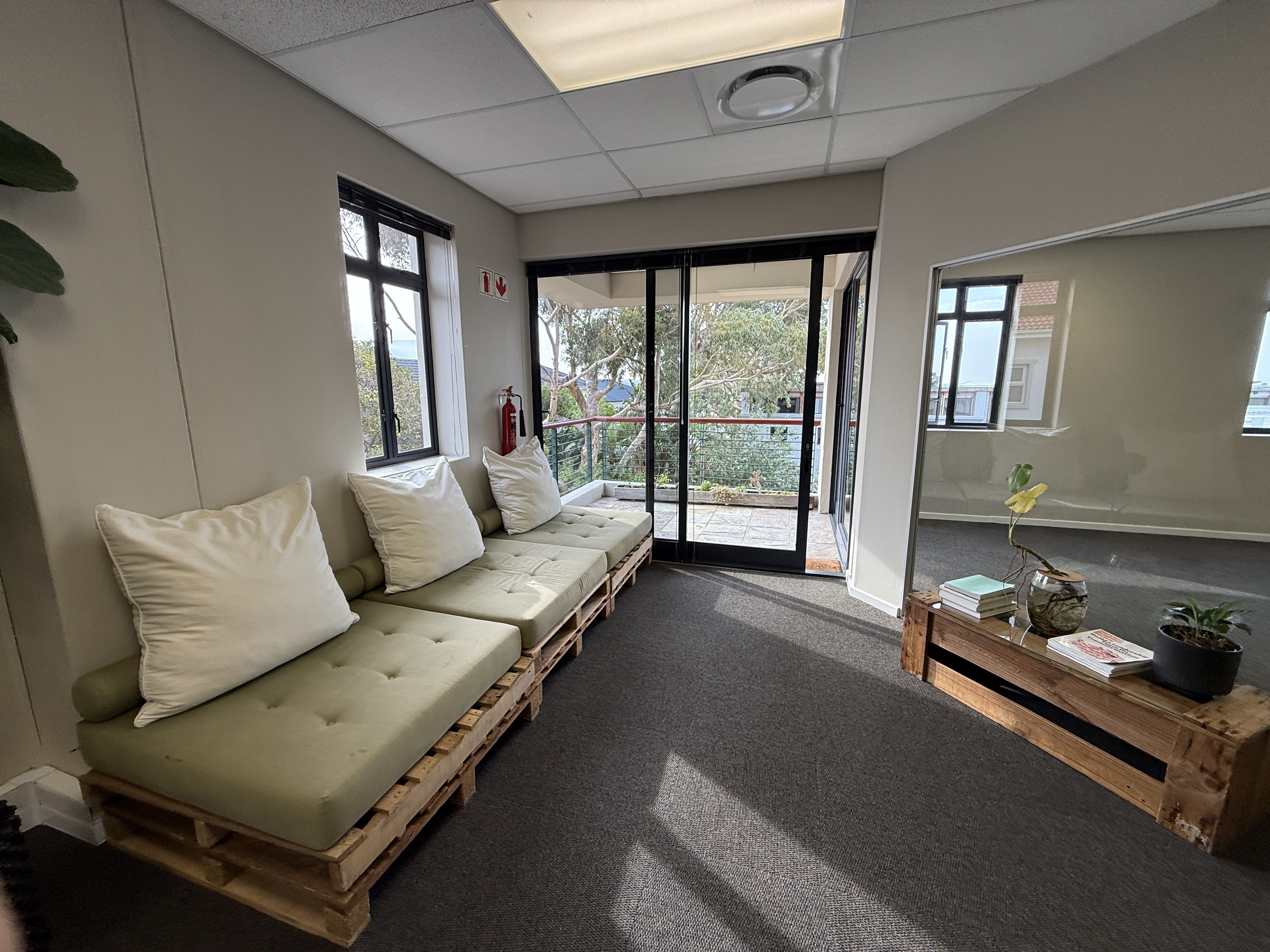 Office Space to rent at Miltons Way in Westlake