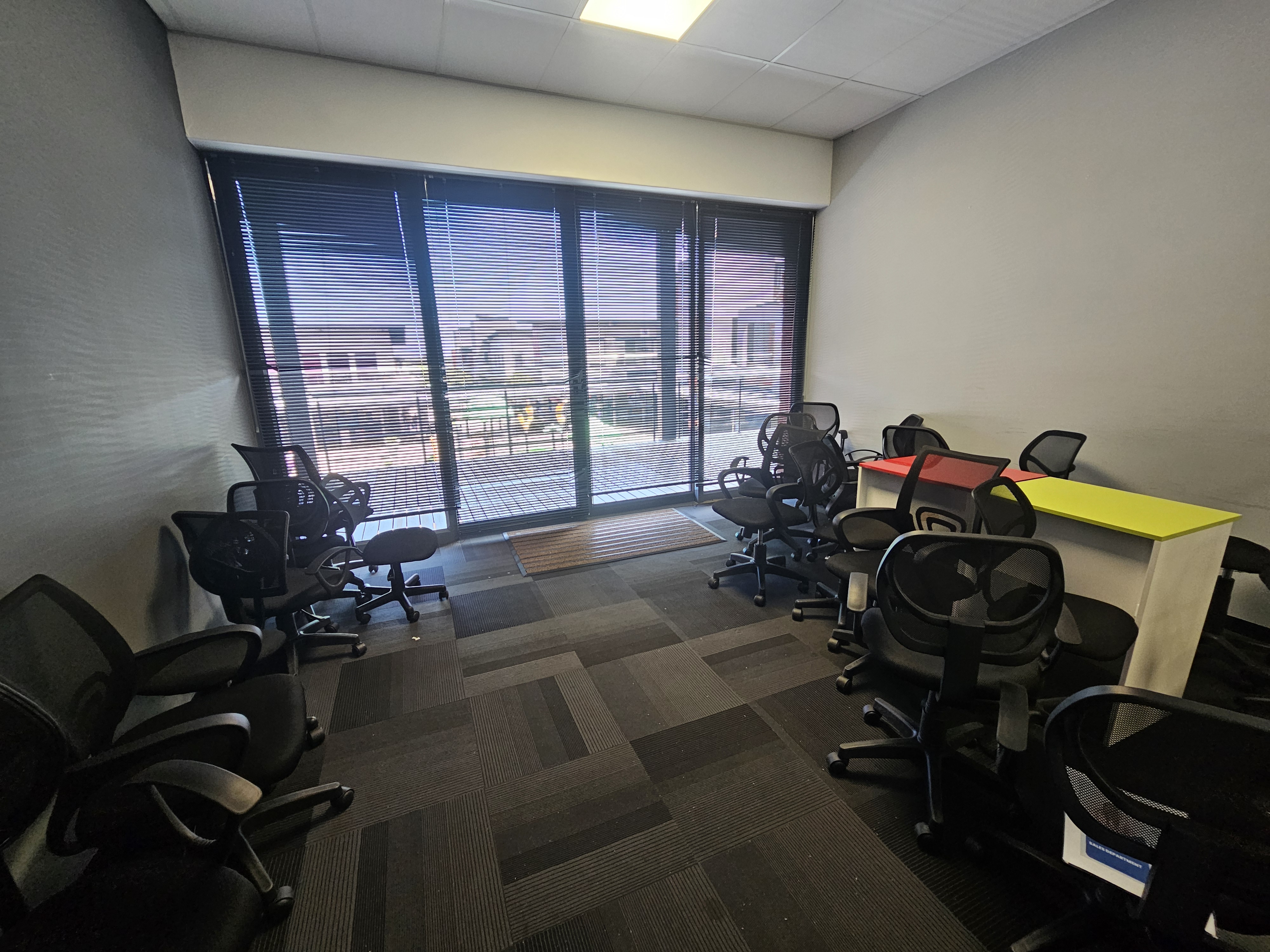 1 095m² Office Space to rent at Sable Square in Sanddrift