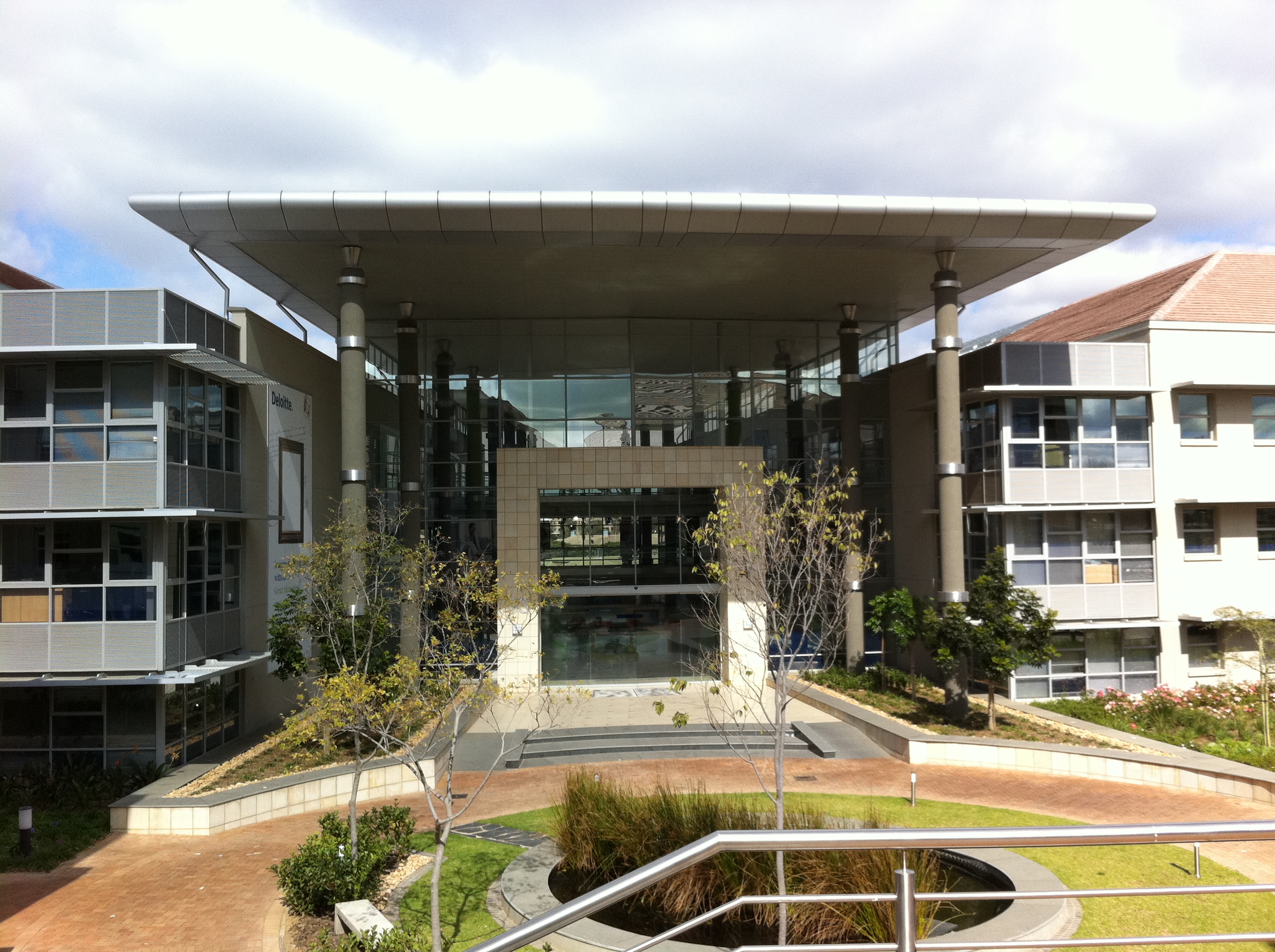 Office Space to rent at Woodlands Office Park in Woodmead