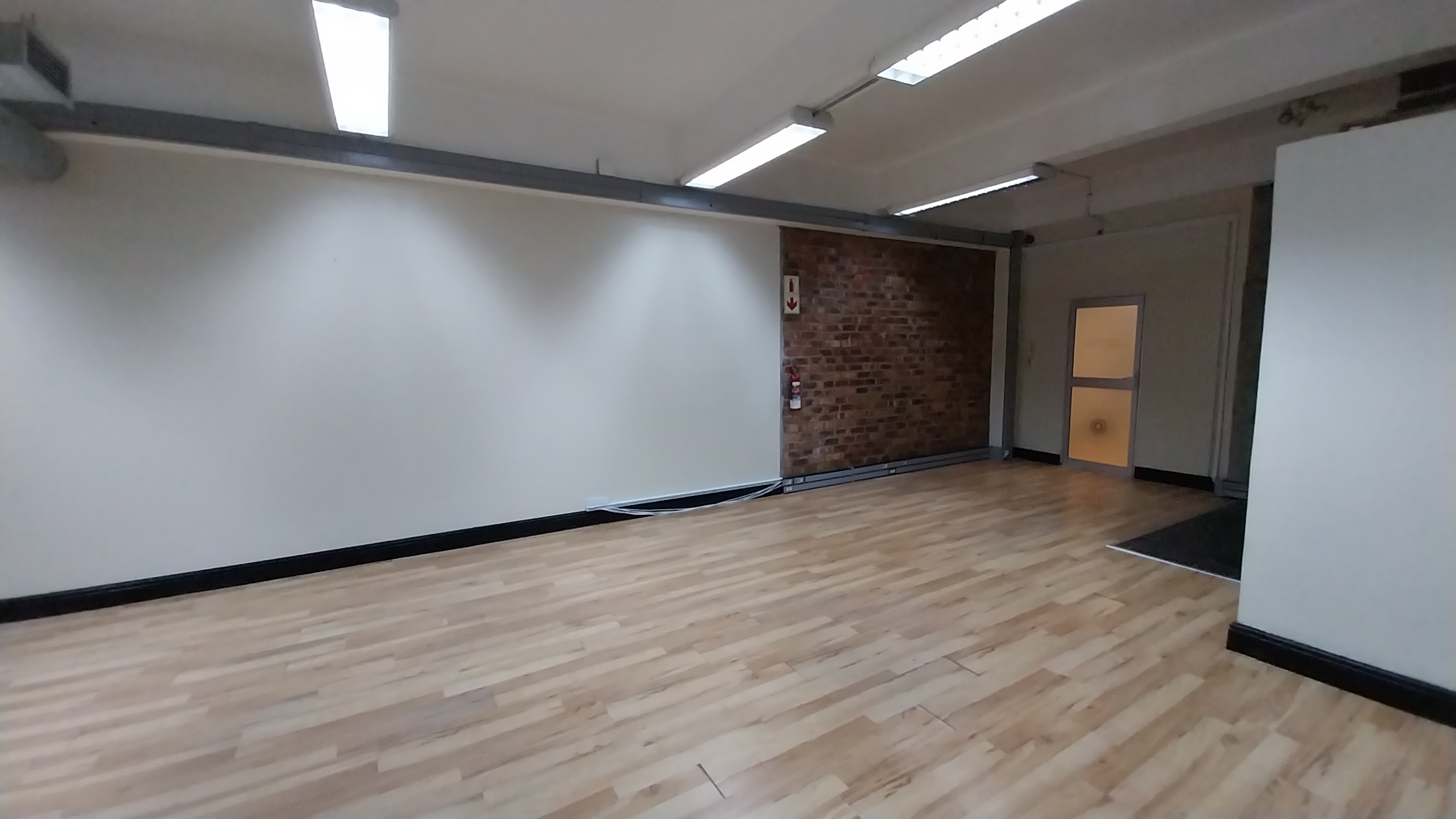 124m² Office Space to rent at 4 Loop Street in Cape Town CBD