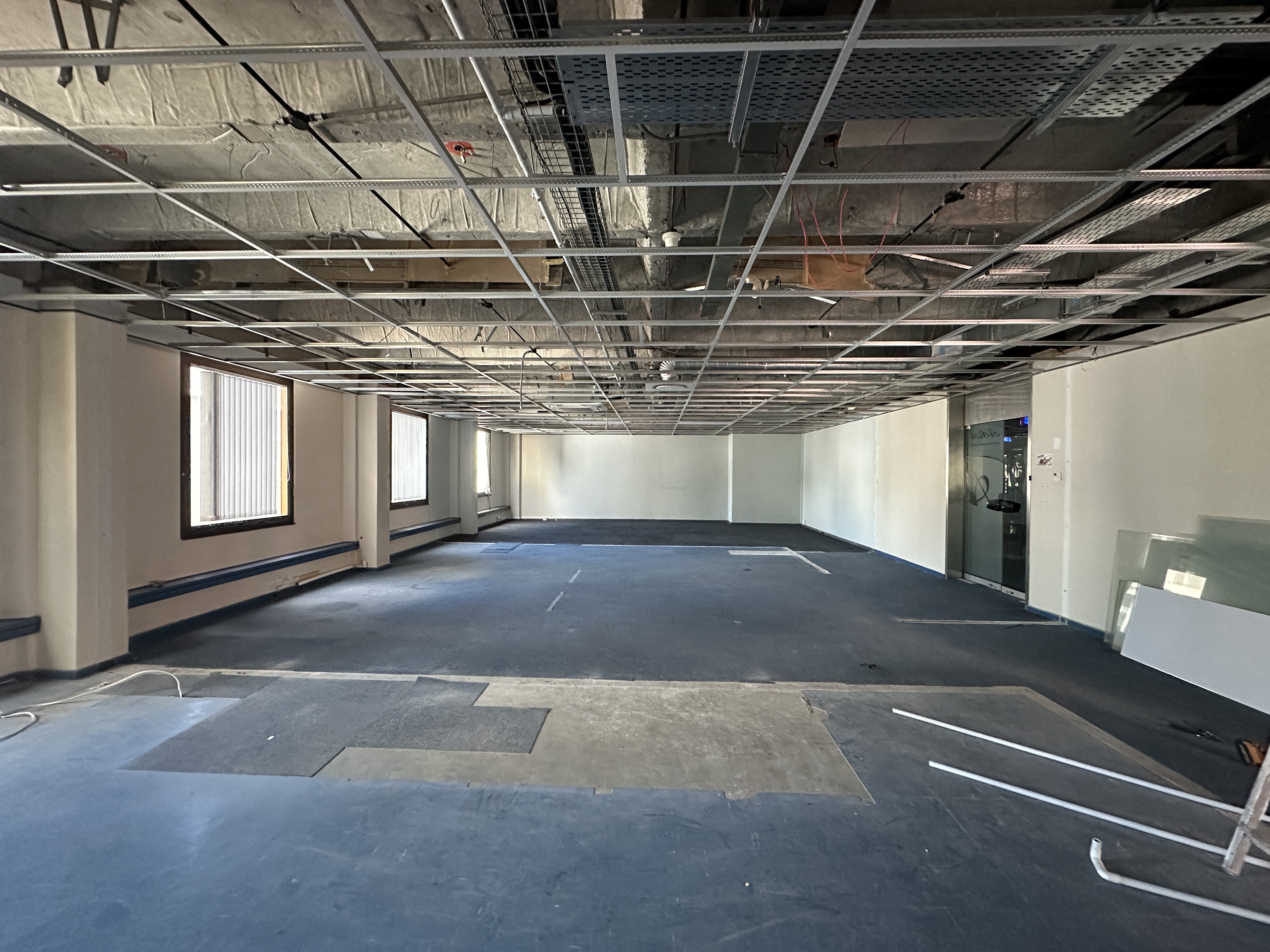 1 200m² Office Space to rent at Matador Centre in Cape Town CBD