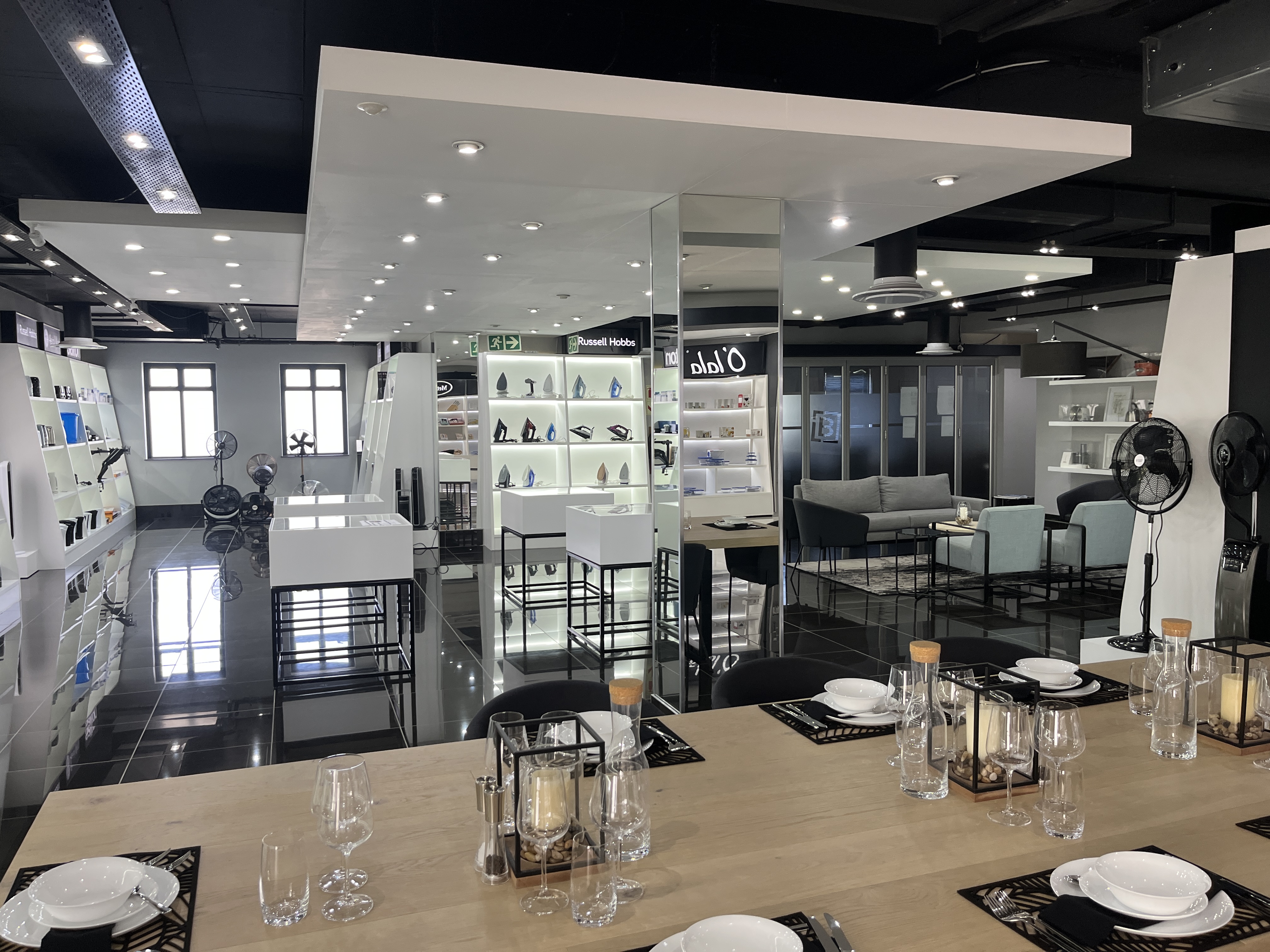 Office Space to rent at Pineslopes Shopping Centre in Fourways