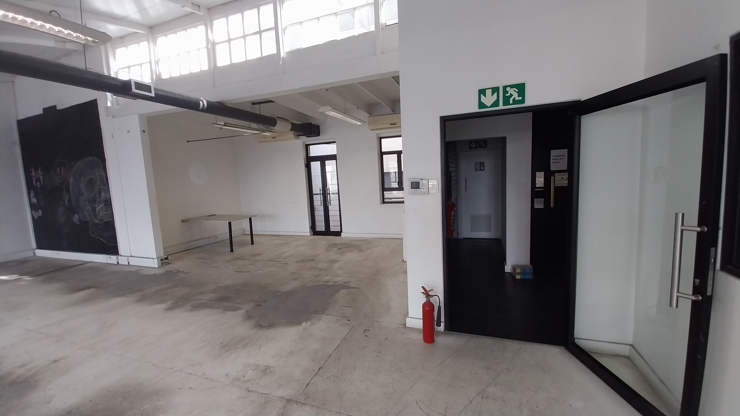 195m² Office Space to rent at 32 St Georges Mall in Cape Town CBD