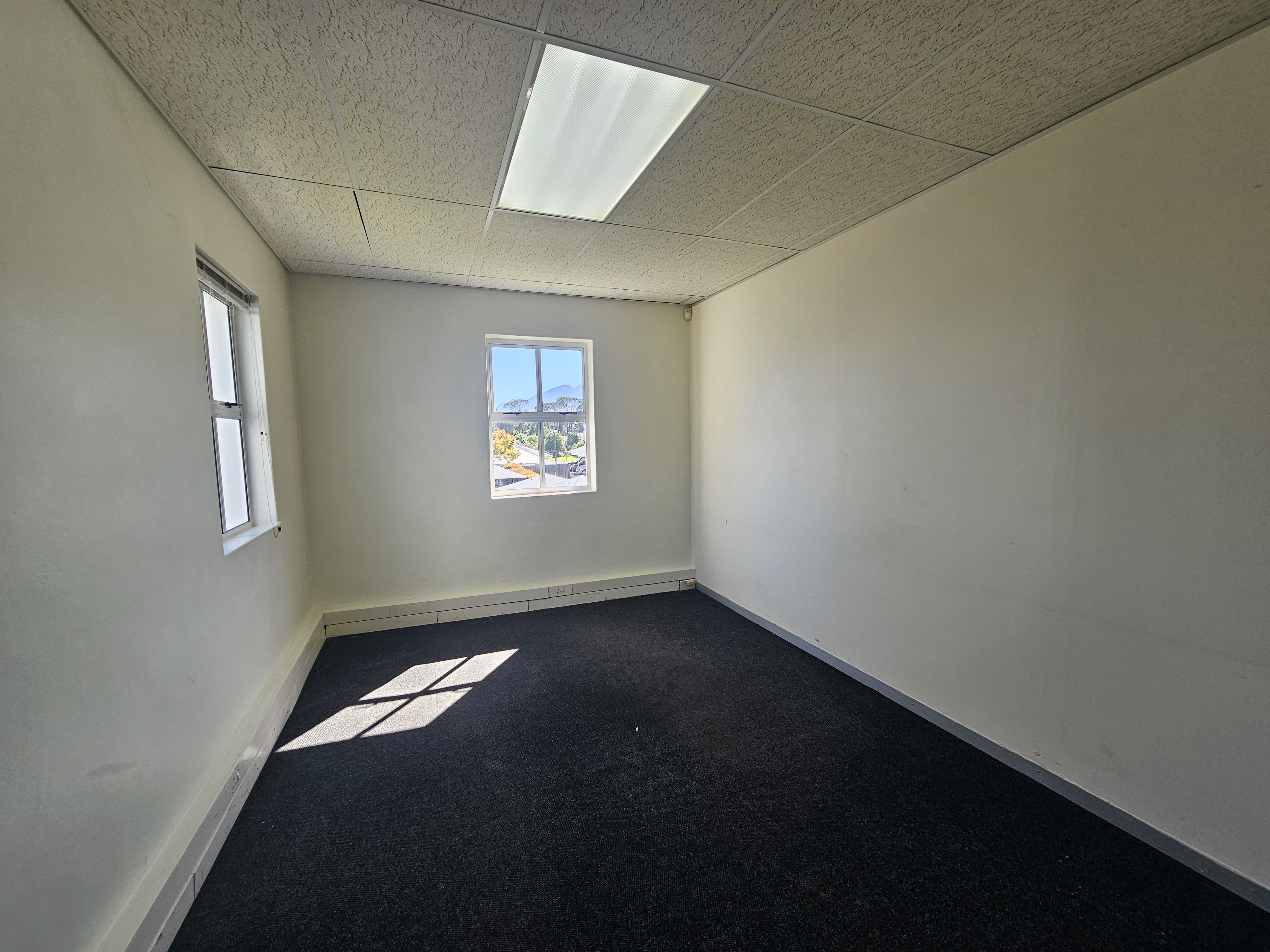 325m² Office Space to rent at Brandwacht Office Park in Brandwacht