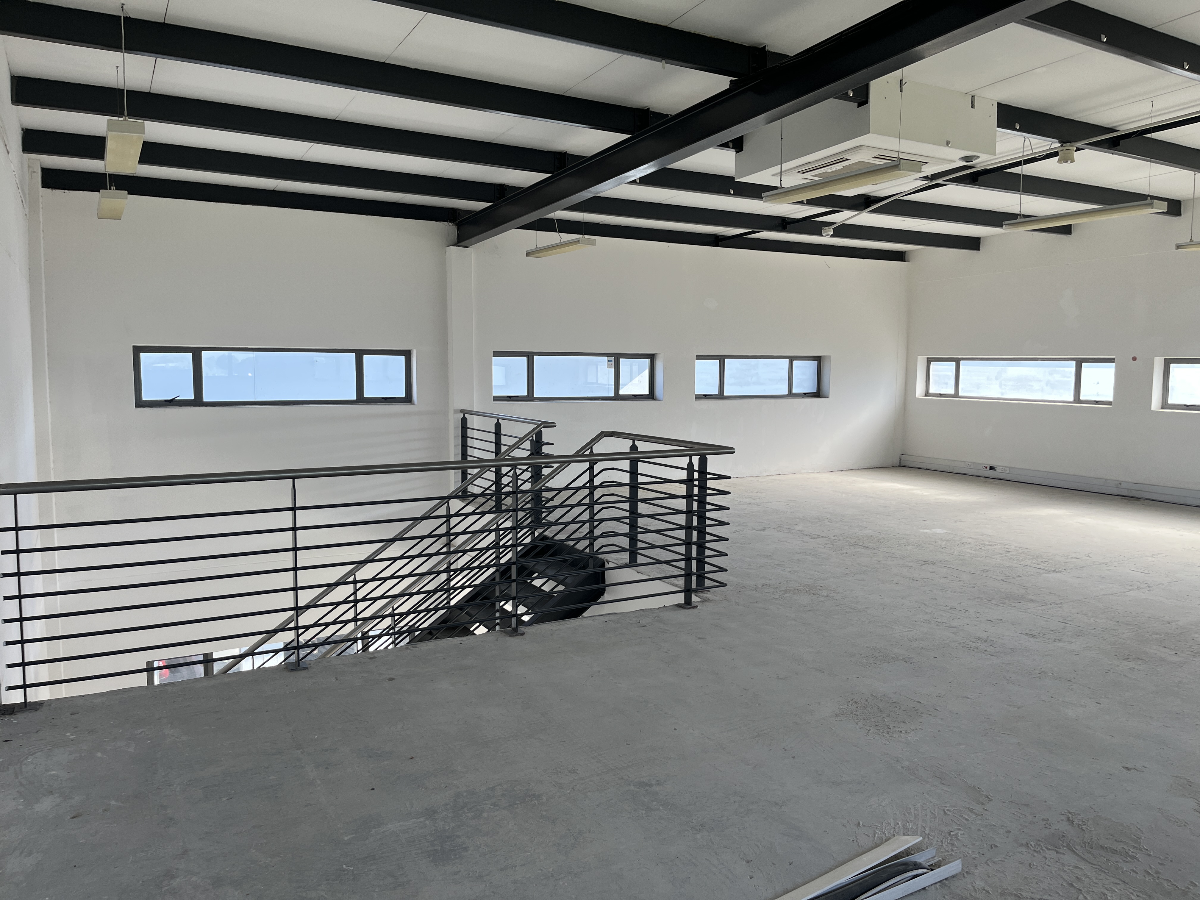 235m² Retail Shops to rent at Cross Place in Bryanston