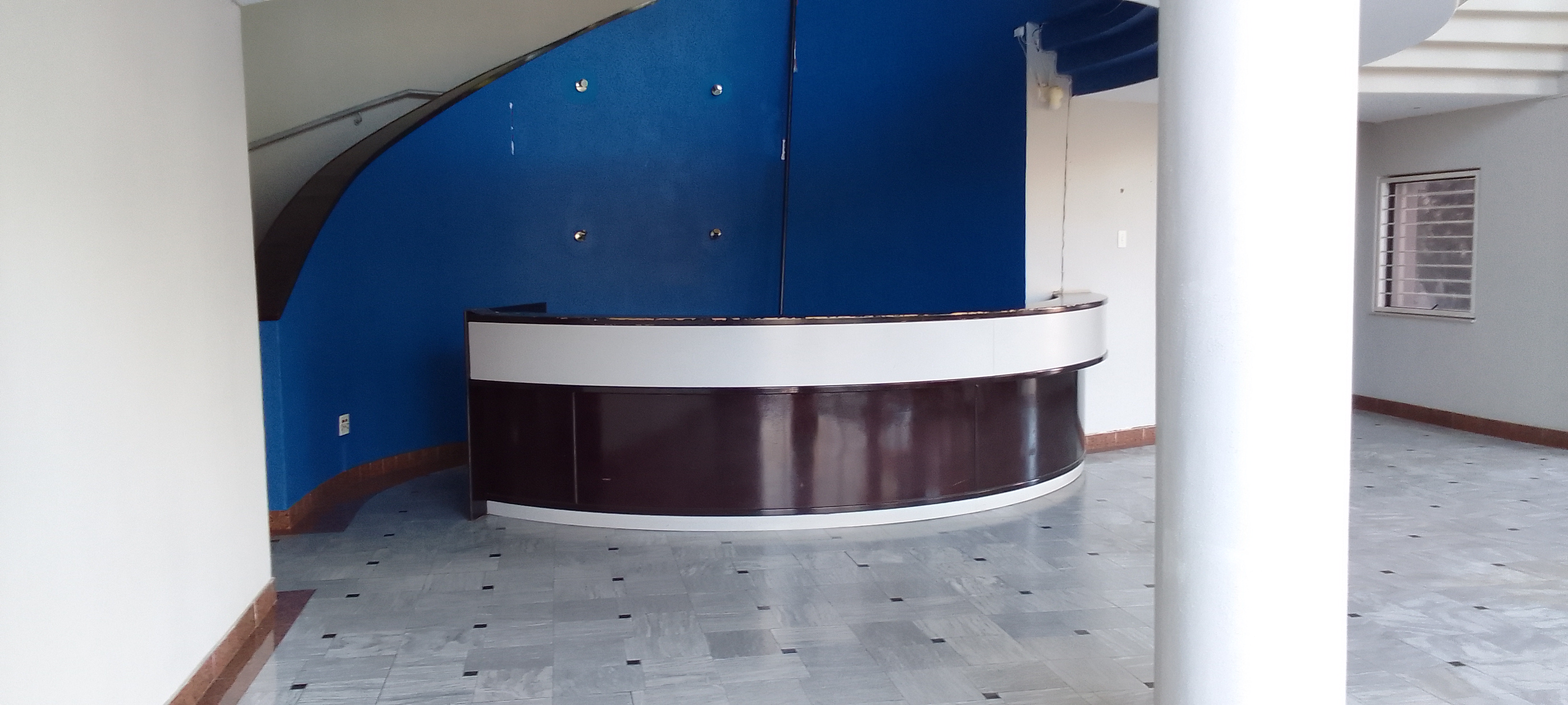 1 880m² Office Space to rent at Glomail Head Office in Vorna Valley