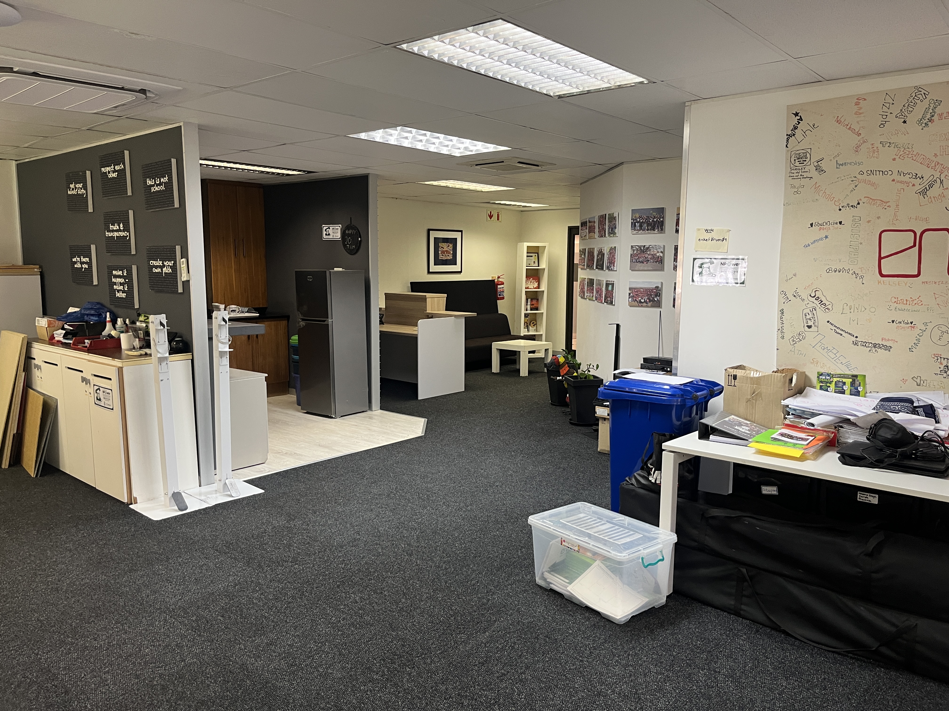 150m² Office Space to rent at Hurlingham Office Park in Hurlingham