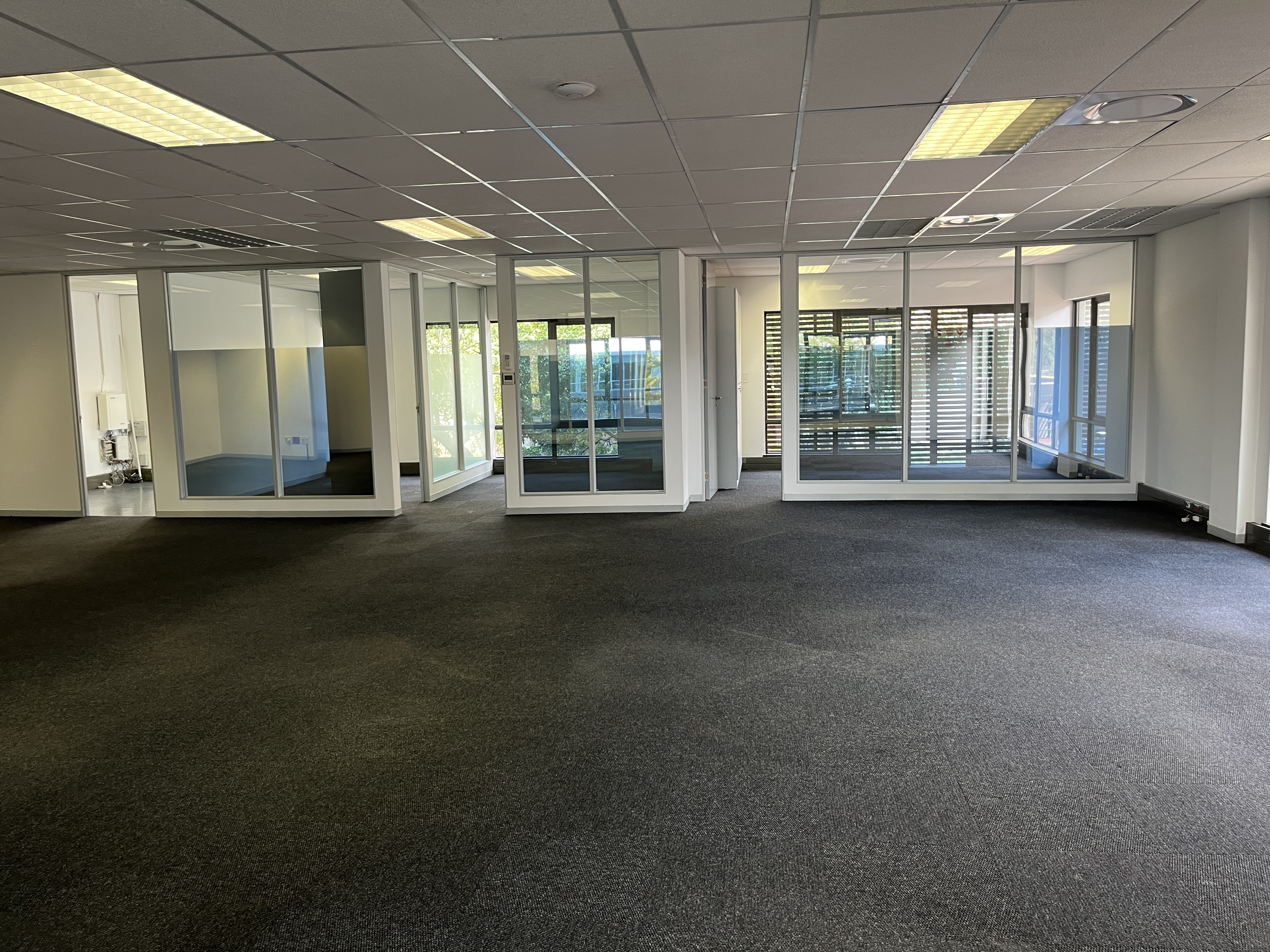 Office Space to rent at Little Fourways Office Park in Magaliessig