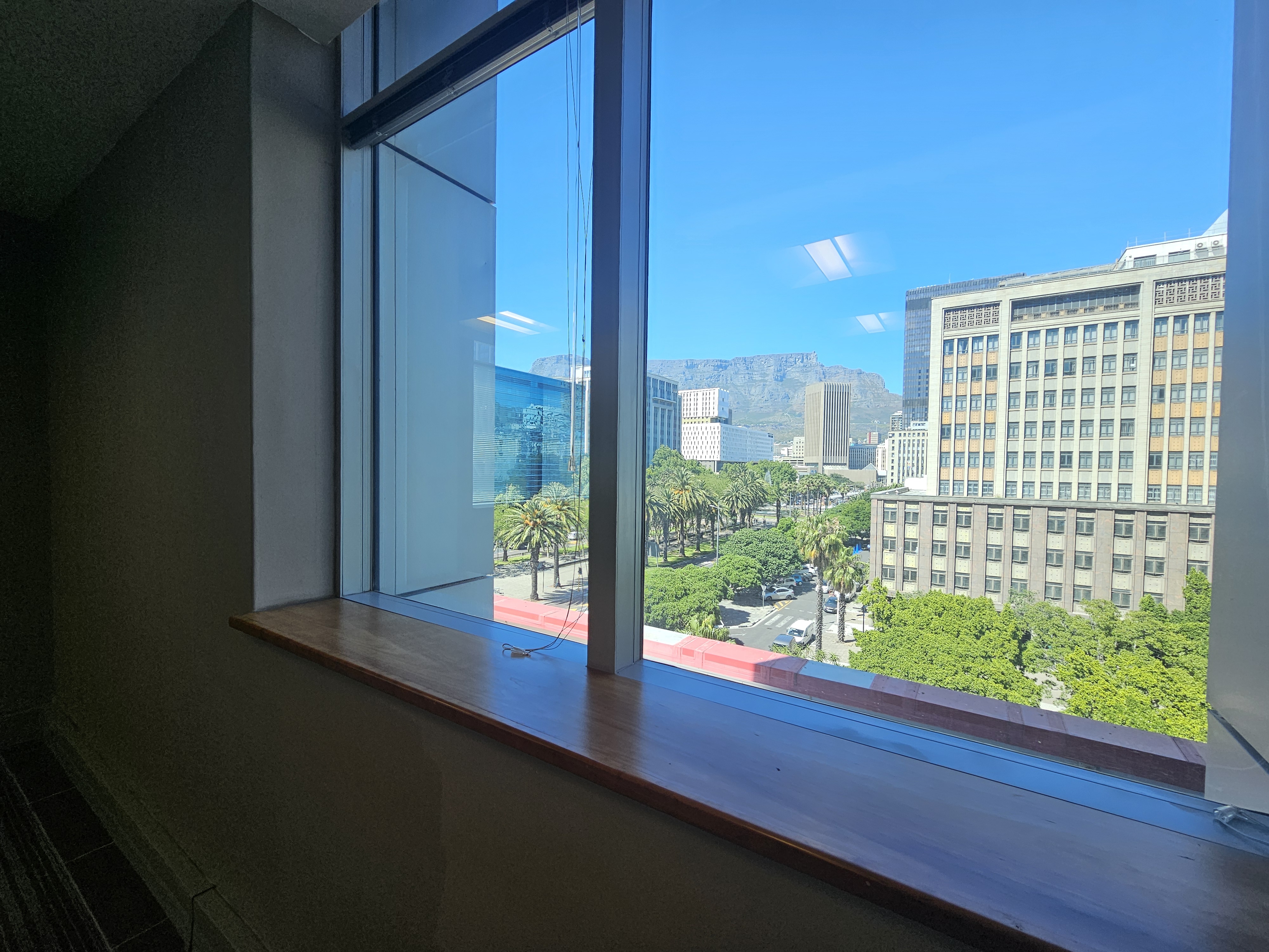 668m² Office Space to rent at 33 On Heerengracht in Cape Town CBD