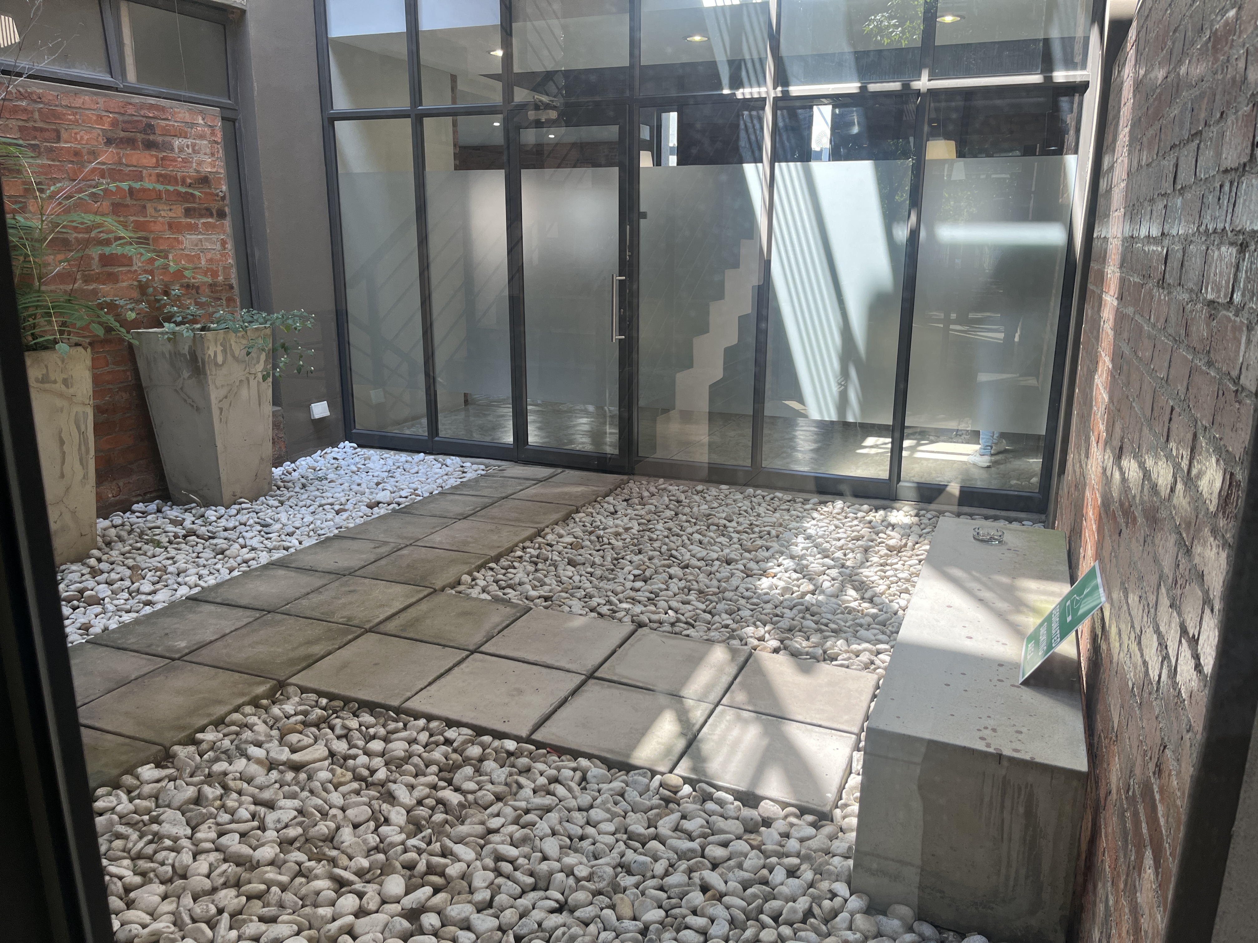 242m² Office Space to rent at 4 Karen Street in Lyme Park