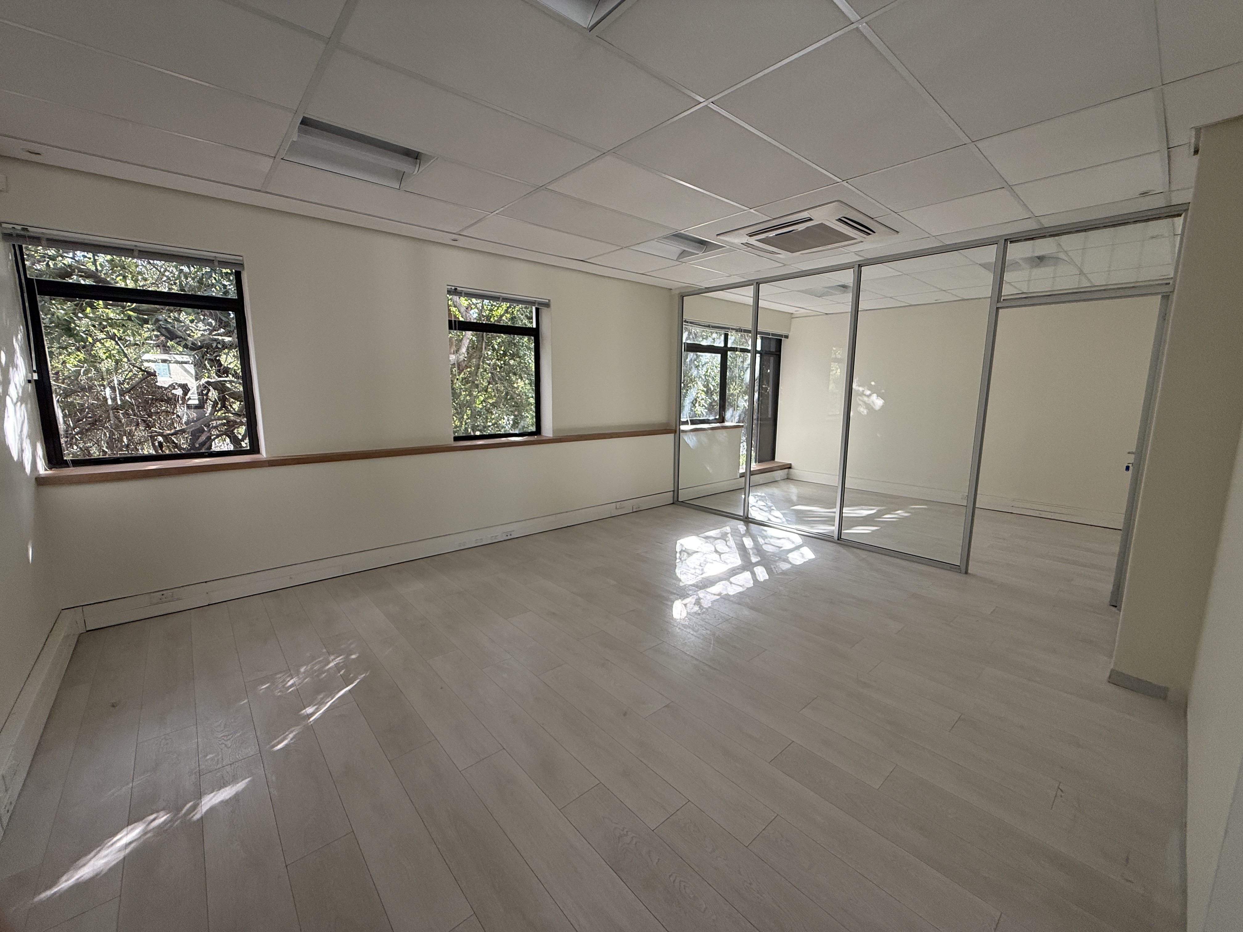 415m² Office Space to rent at Boundary Terraces in Newlands