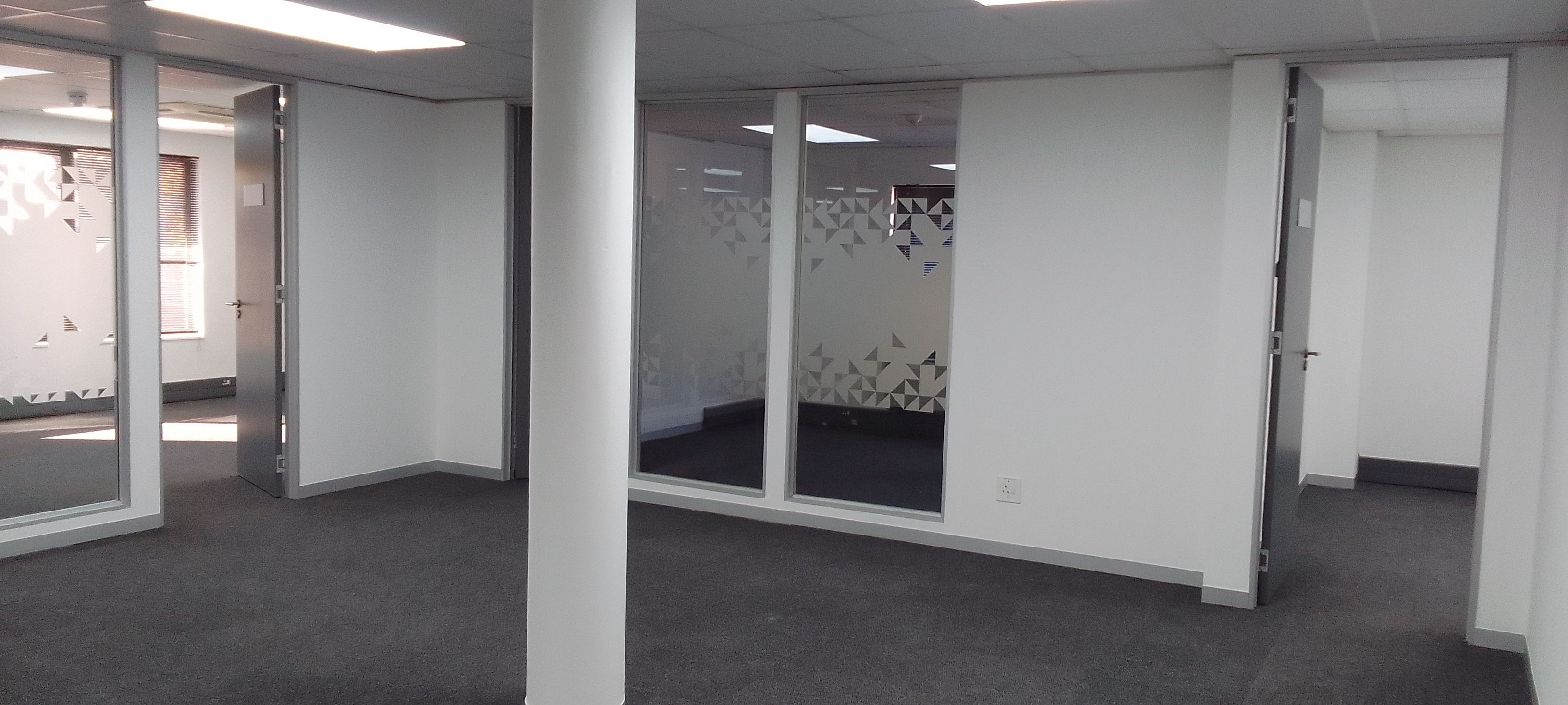 Retail Shops to rent at Brookfield Office Park in Nieuw Muckleneuk