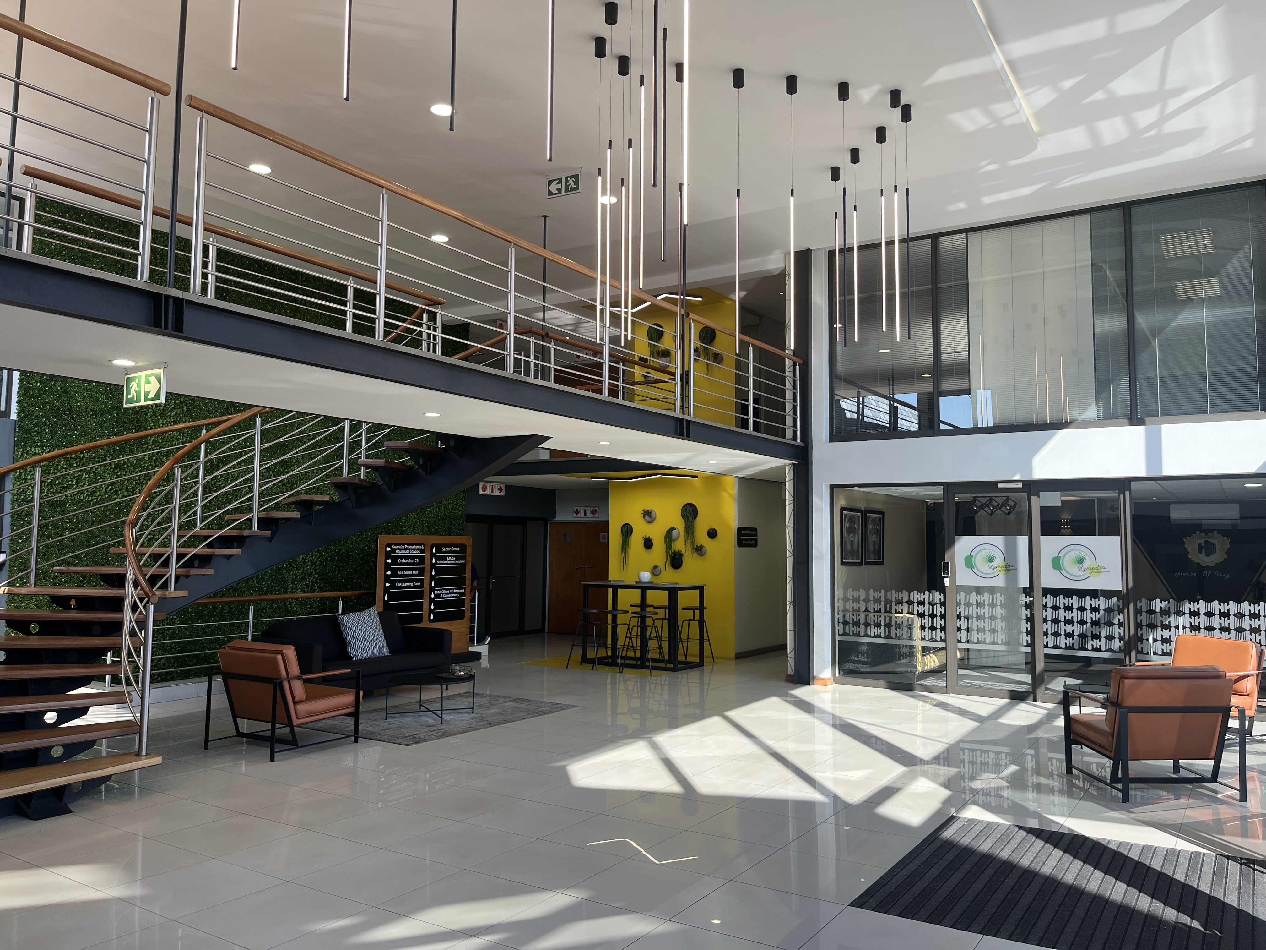 163m² Office Space to rent at Hurlingham Office Park in Hurlingham