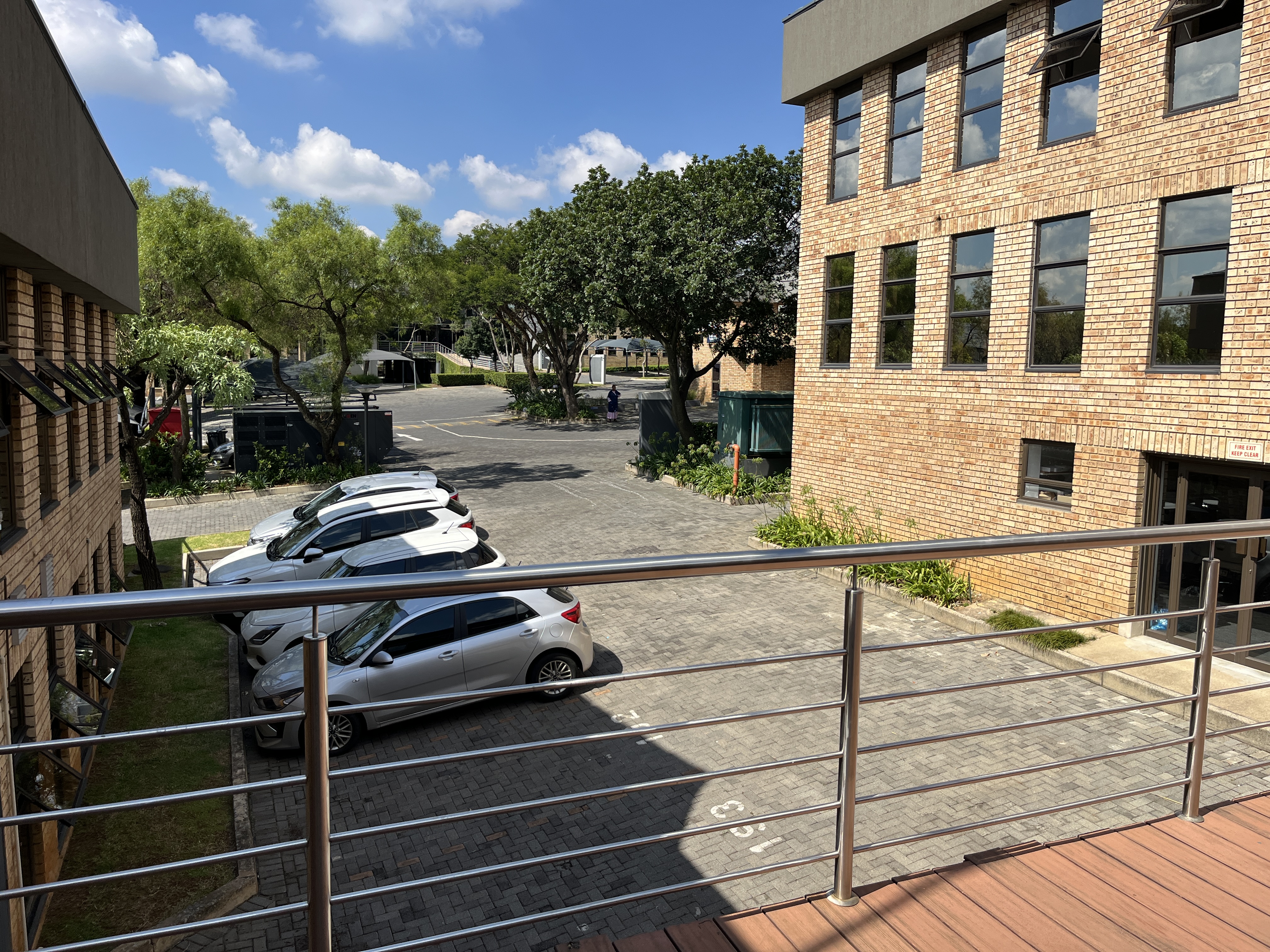 277m² Office Space to rent at Hurlingham Office Park in Hurlingham