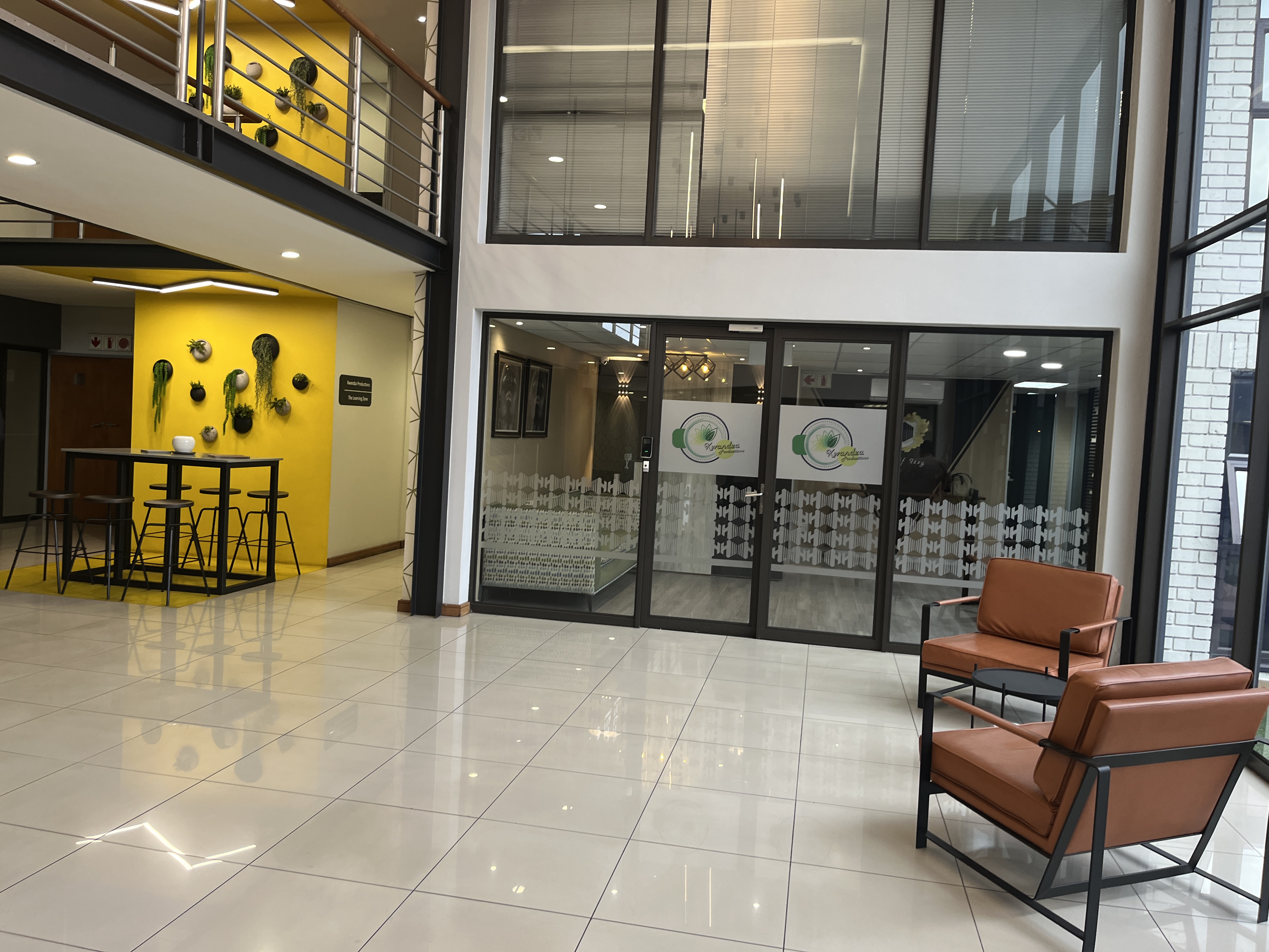 150m² Office Space to rent at Hurlingham Office Park in Hurlingham