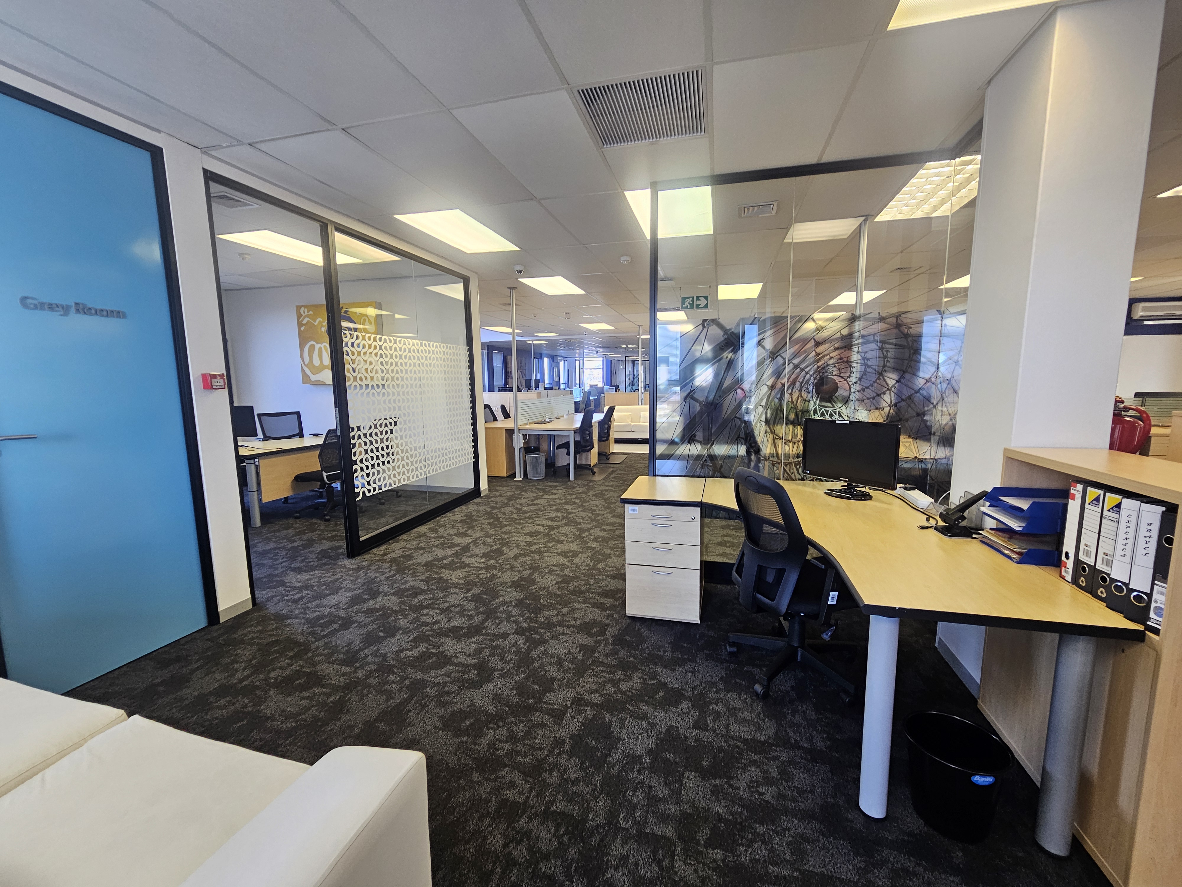 Office Space to rent at Manhattan Plaza in Bo Oakdale