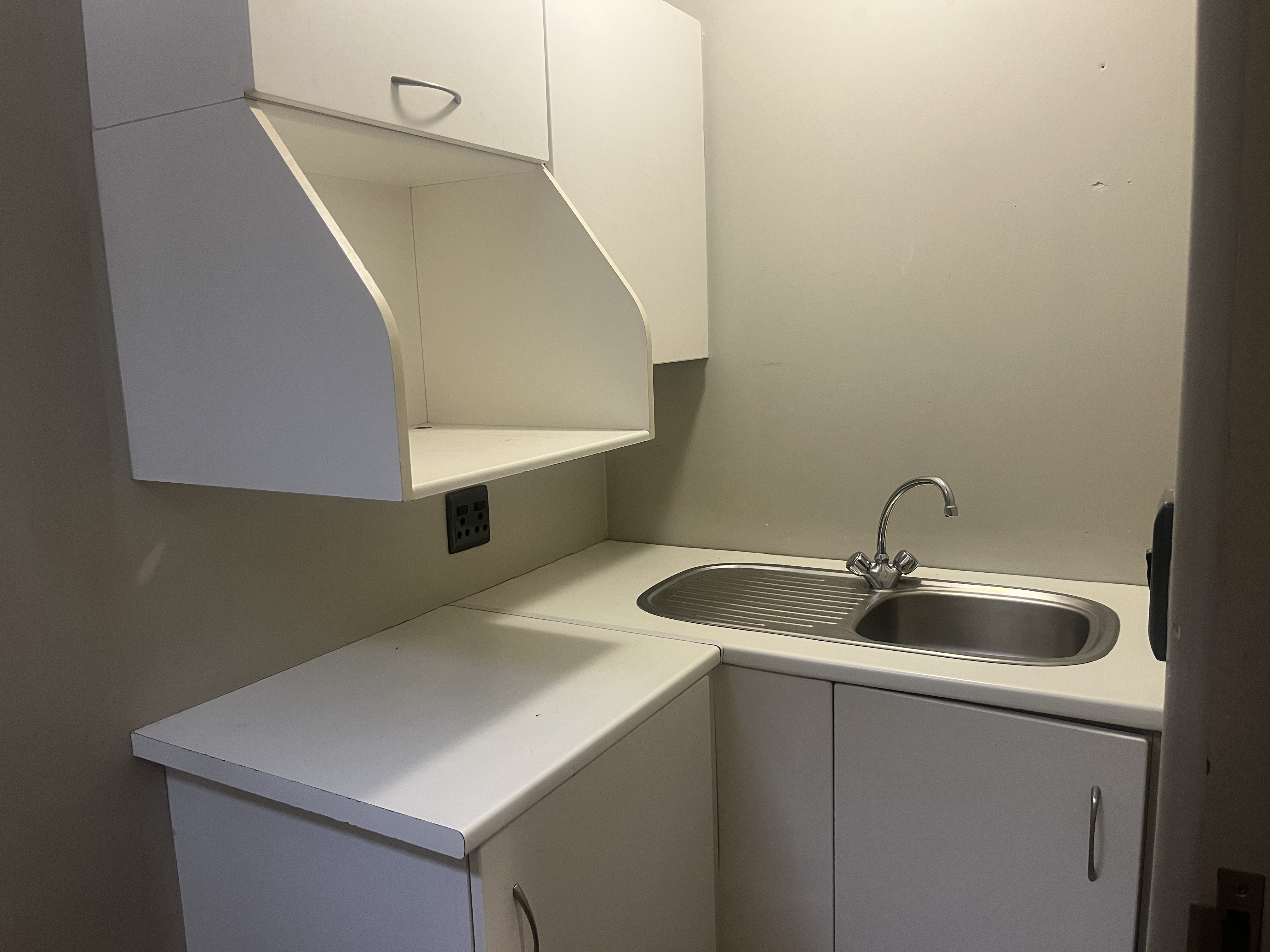 Office Space to rent at 4 Karen Street in Lyme Park