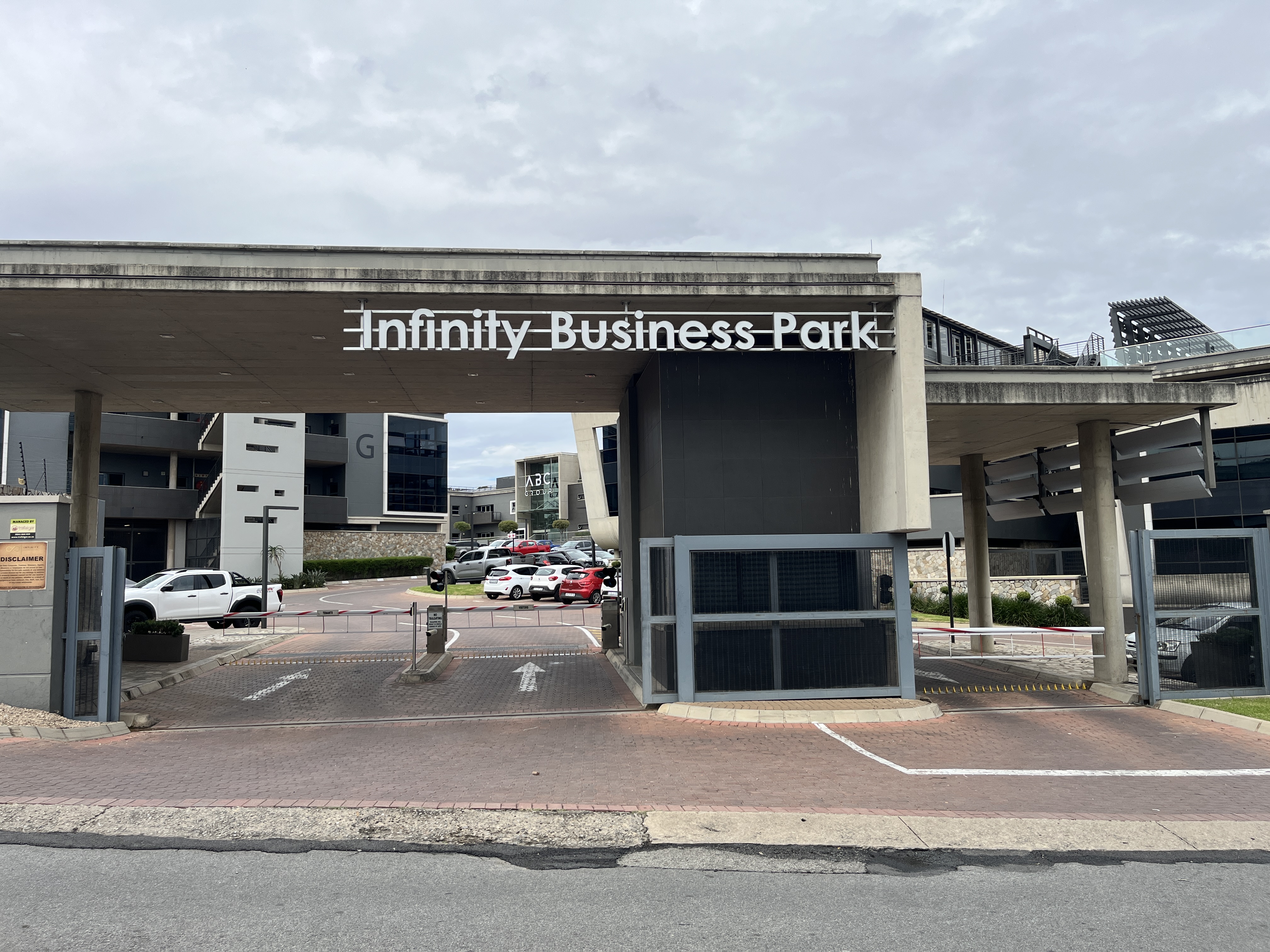 Office Space to rent at  in Dainfern