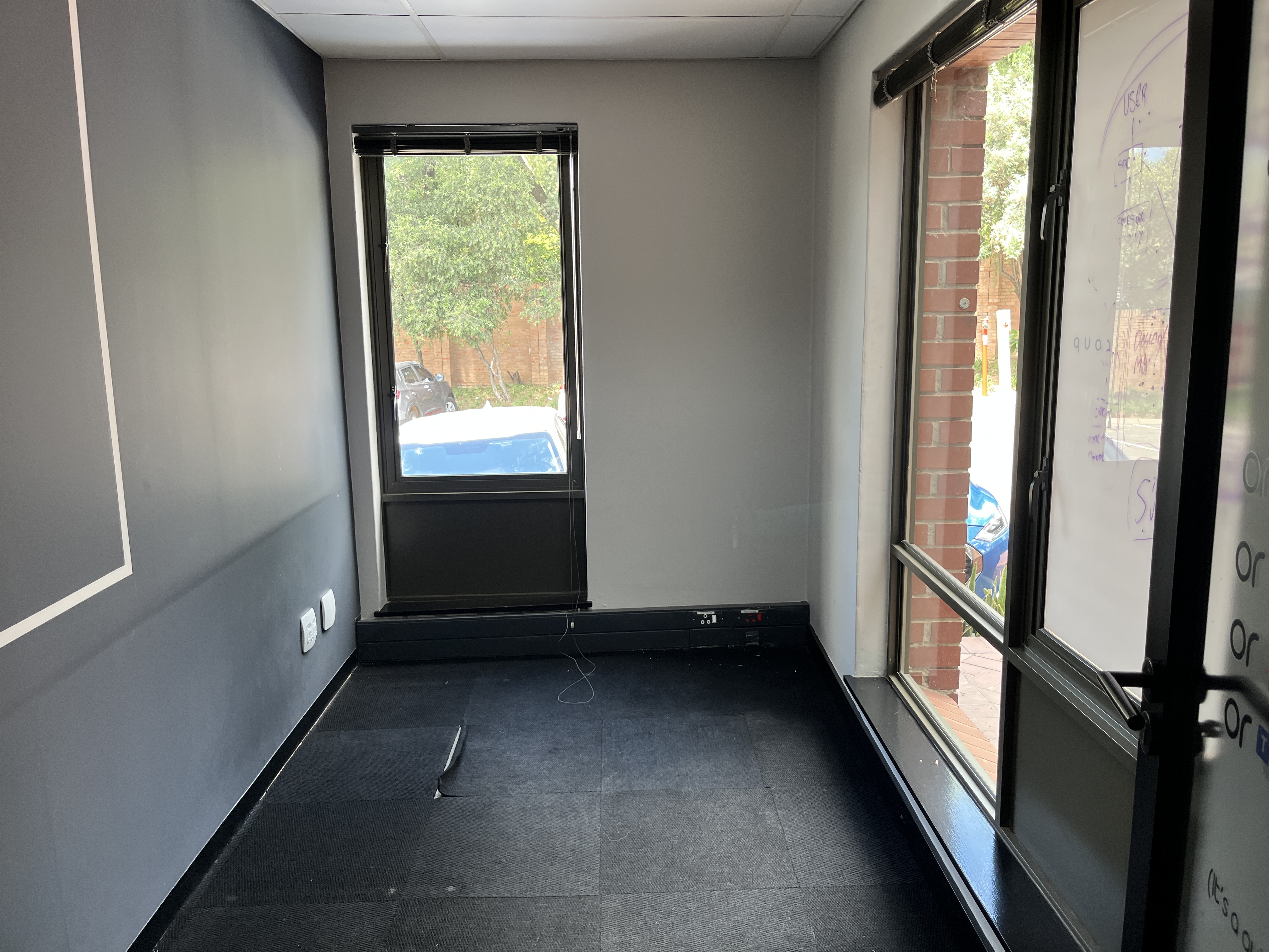 331m² Office Space to rent at Little Fourways Office Park in Magaliessig